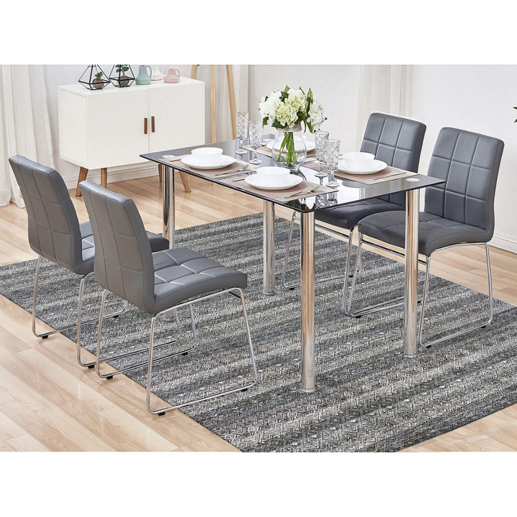 Ce fabuleux tapis noué à la main a été créé et conçu pour une résistance et une durabilité accrues. Ce tapis a été fabriqué à la main pendant des semaines selon la méthode traditionnelle qui est utilisée pour faire des
Taille exacte du tapis en