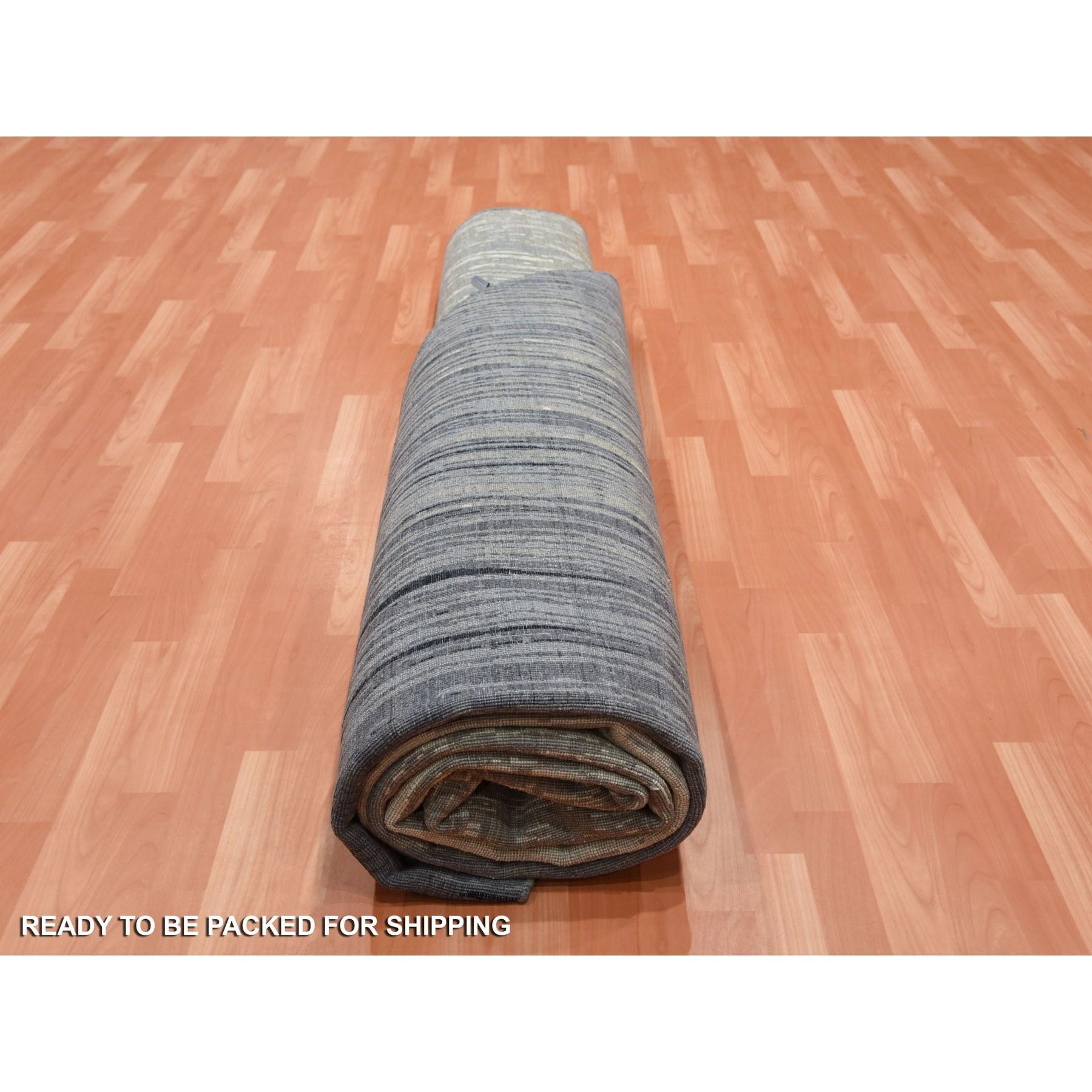 Tappeto orientale rotondo grigio annodato a mano in pura lana con un design moderno e di tendenza 12'1