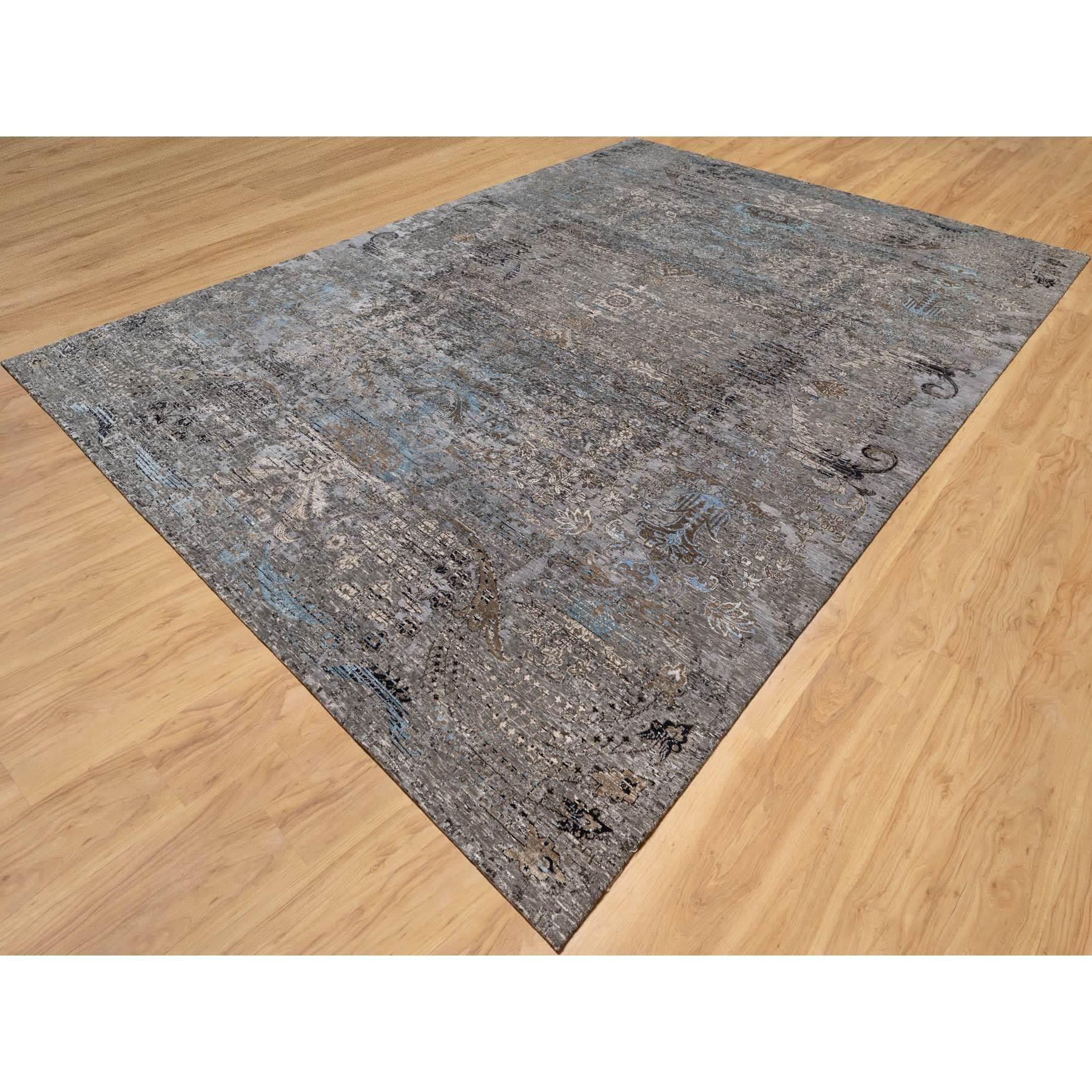 Grauer handgeknüpfter Orientteppich aus Seide mit Übergangsdesign und Wolle in Grau 10' x 14'0