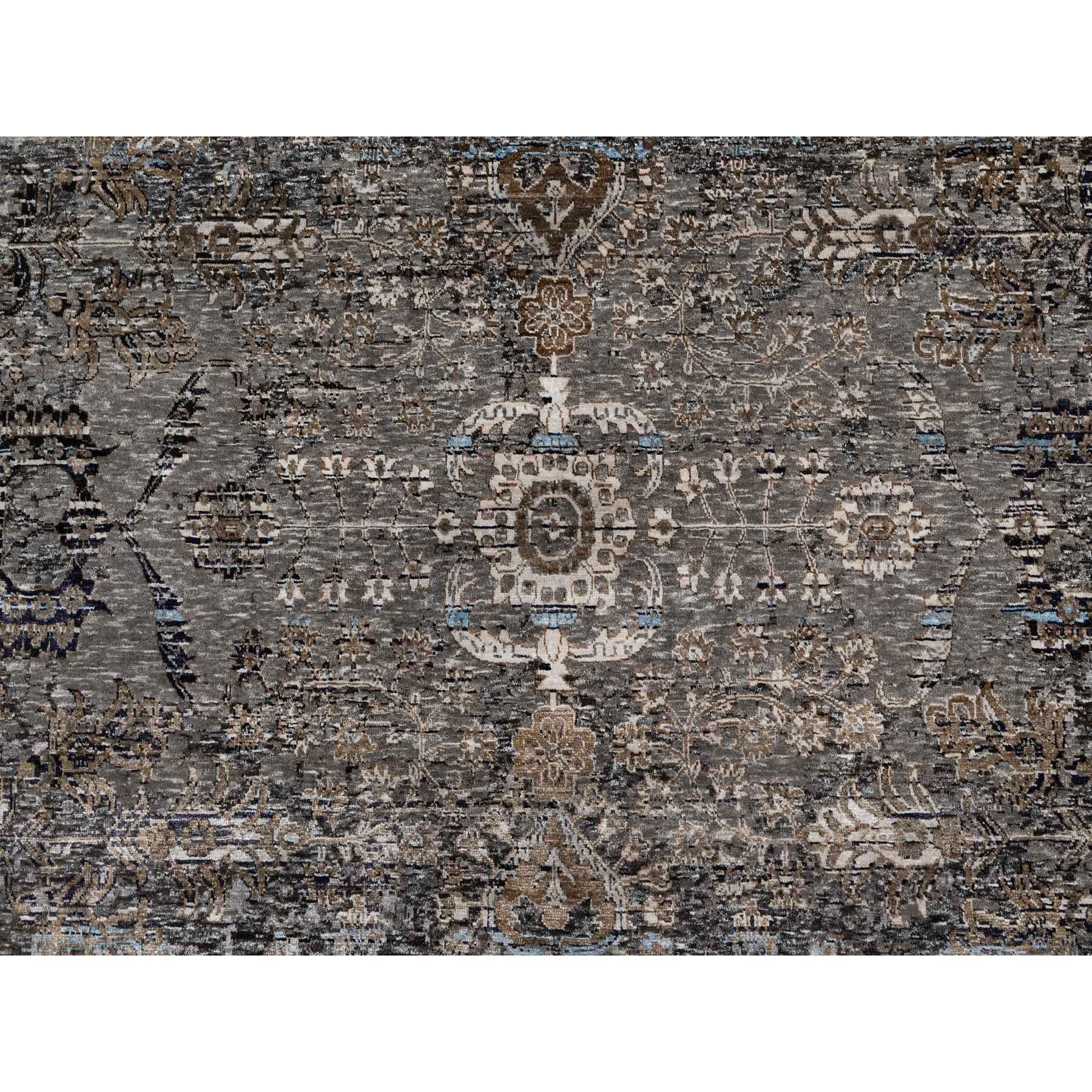 Grauer handgeknüpfter Orientteppich aus Seide mit Übergangsdesign und Wolle in Grau 10' x 14'0