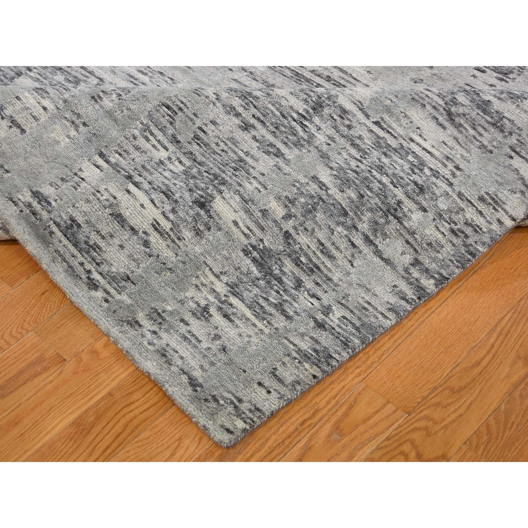 Contemporary Gray Hand Spun Undyed Natural Wool Gray Modern Hand Knotted Rug
