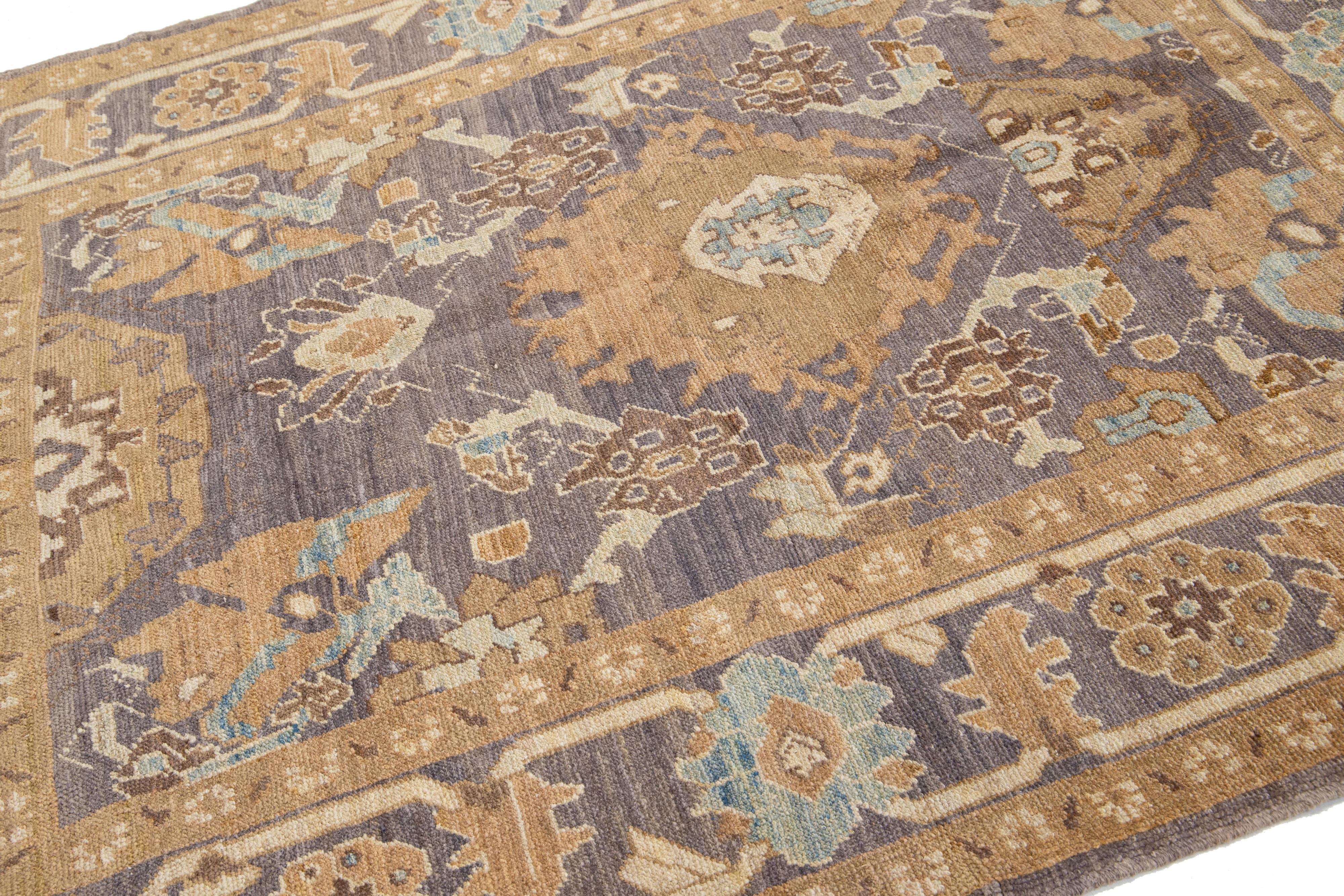 Gray Handmade Modern Sultanabad Designed Wool Rug  In New Condition For Sale In Norwalk, CT