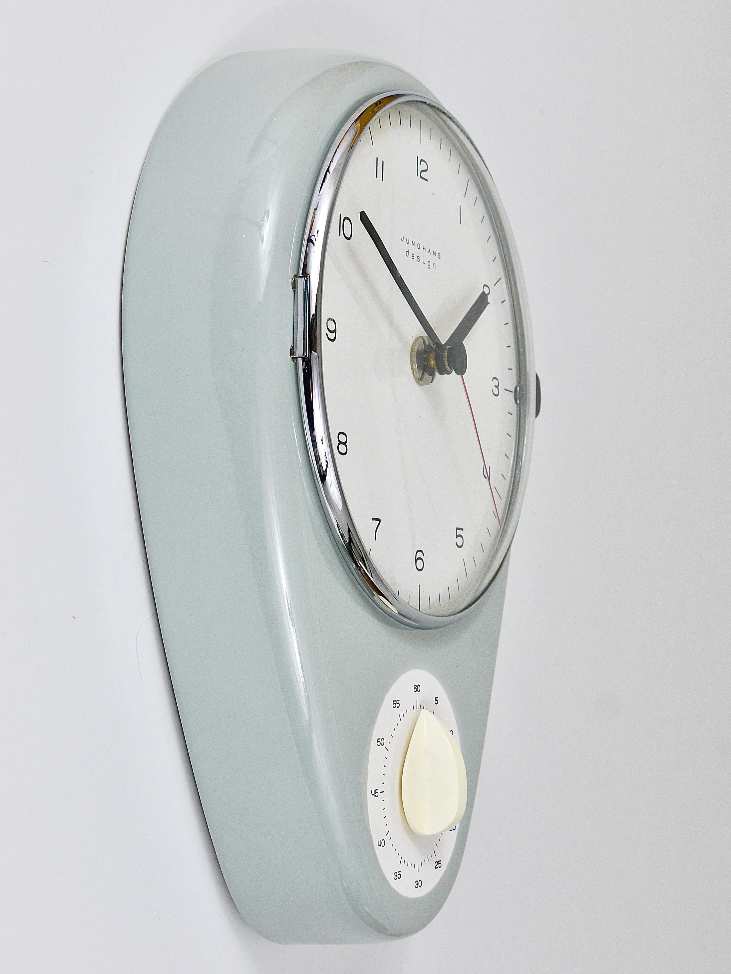 Horloge murale du milieu du siècle Gray Max Bill par Junghans Allemagne, années 1950 en vente 3
