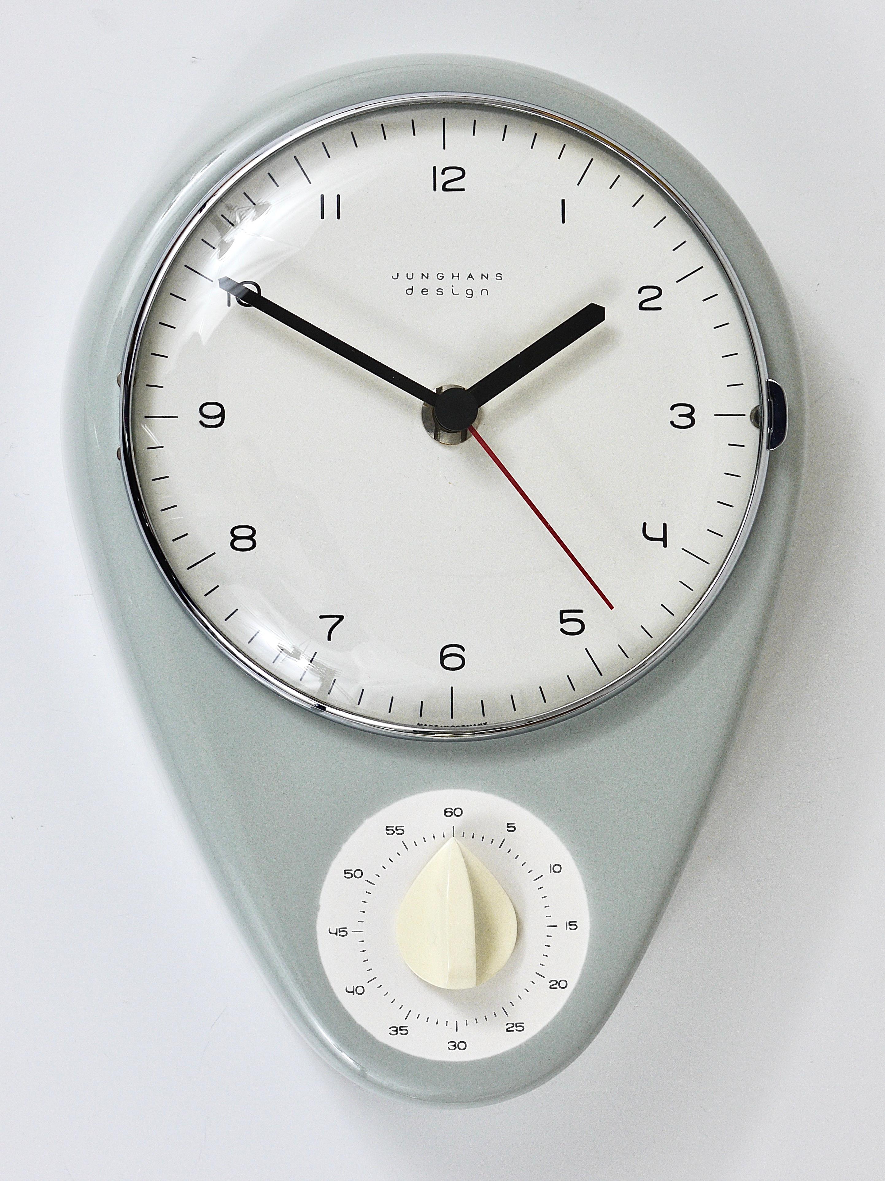 20ième siècle Horloge murale du milieu du siècle Gray Max Bill par Junghans Allemagne, années 1950 en vente