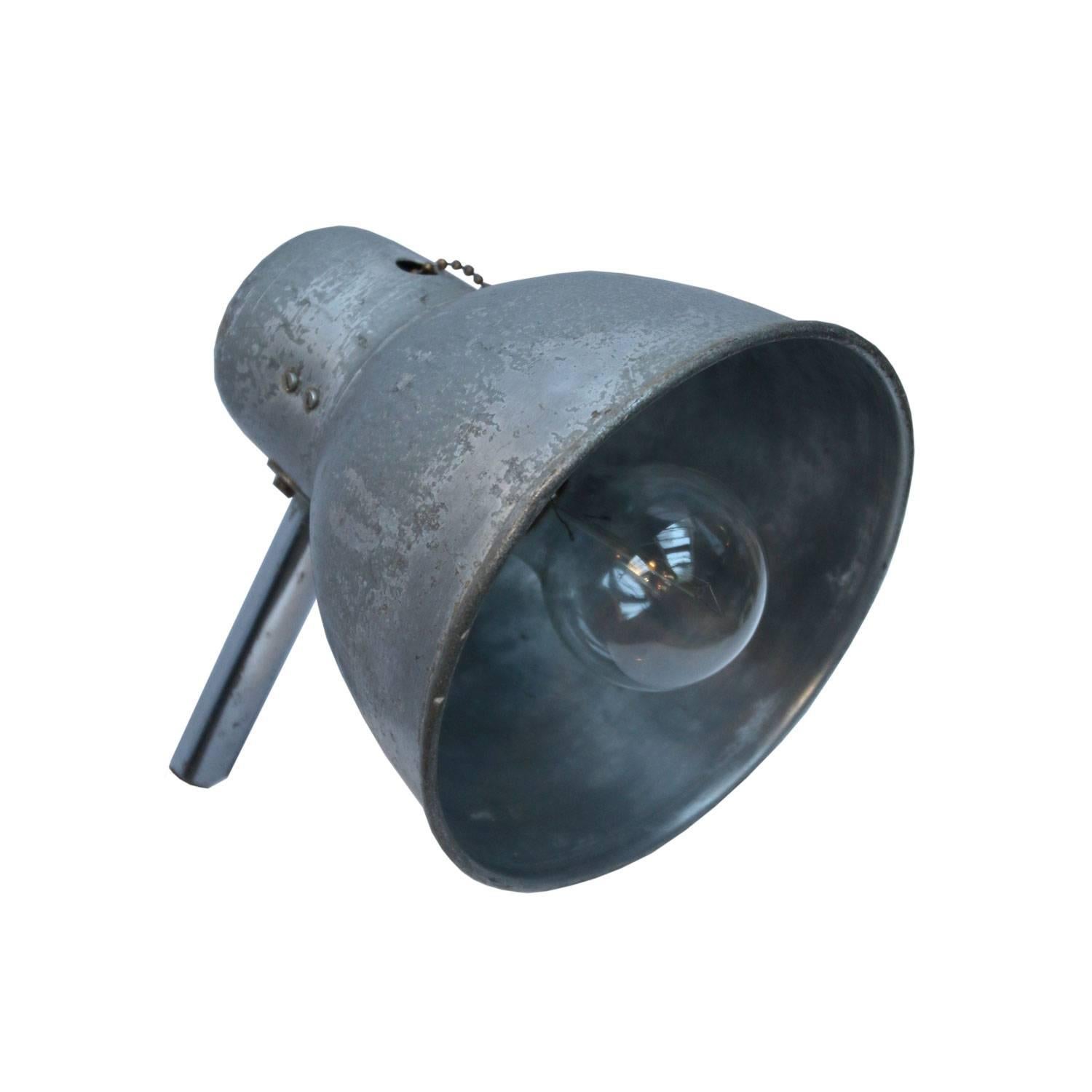 Gray Metal Goose Neck Work Table Light Wall Light Scone In Good Condition For Sale In Amsterdam, NL