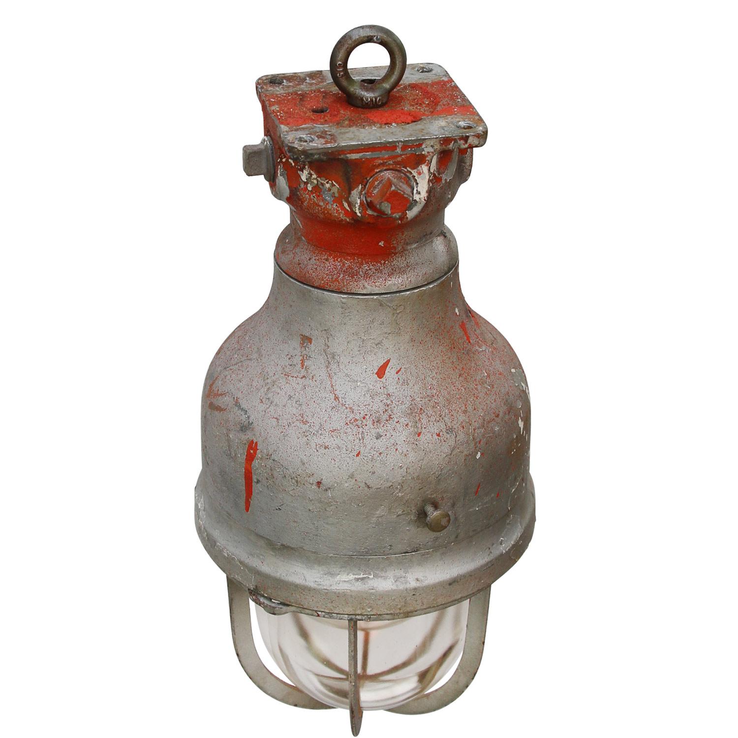 Large Crouse Hinds bully. American industrial light. 

Weight: 10.20 kg / 22.5 lb

Priced per individual item. All lamps have been made suitable by international standards for incandescent light bulbs, energy-efficient and LED bulbs. E26/E27