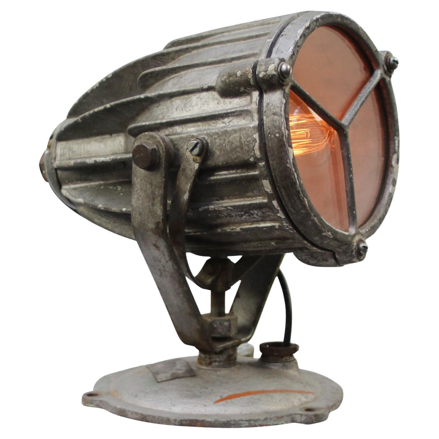 Vintage Industrielle Vintage-Tischlampe aus grauem Metall mit Klarglasflecken im Angebot