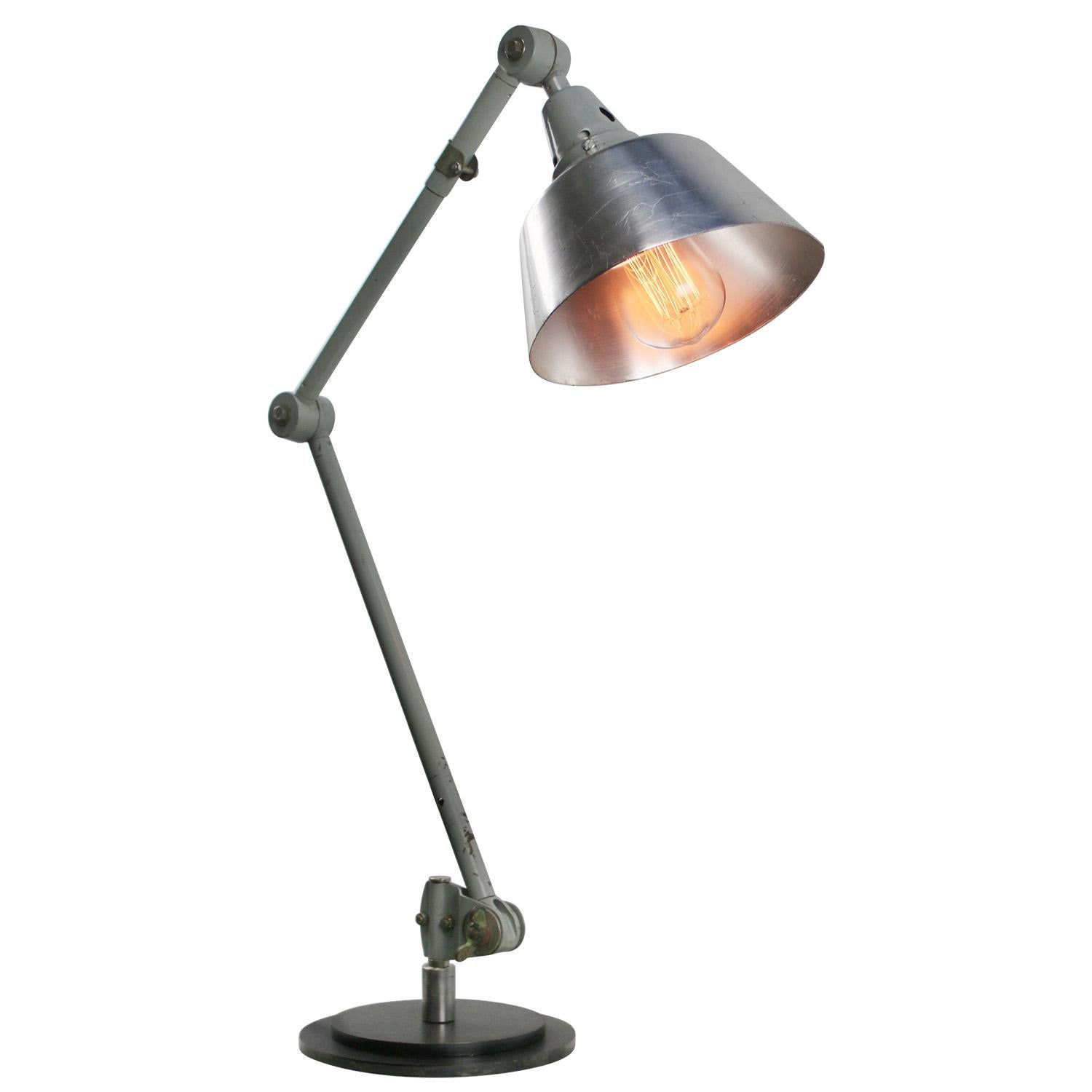 Table lamp made by Midgard
Designed by Curt Fisher
Germany 1950-1959.

Metal with Aluminum Shade
Available with UK / US plug

Weight: 3.50 kg / 7.7 lb

German lighting manufacturer Midgard was founded in 1919 in Auma, Thuringia by industrial