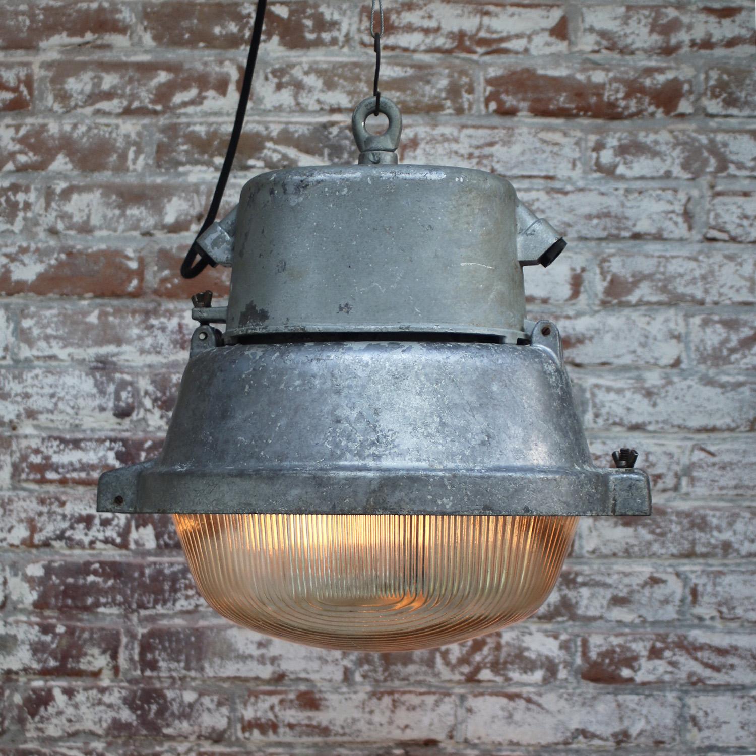 Aluminum Gray metal Vintage Industrial Oval Holophane Glass Street Light