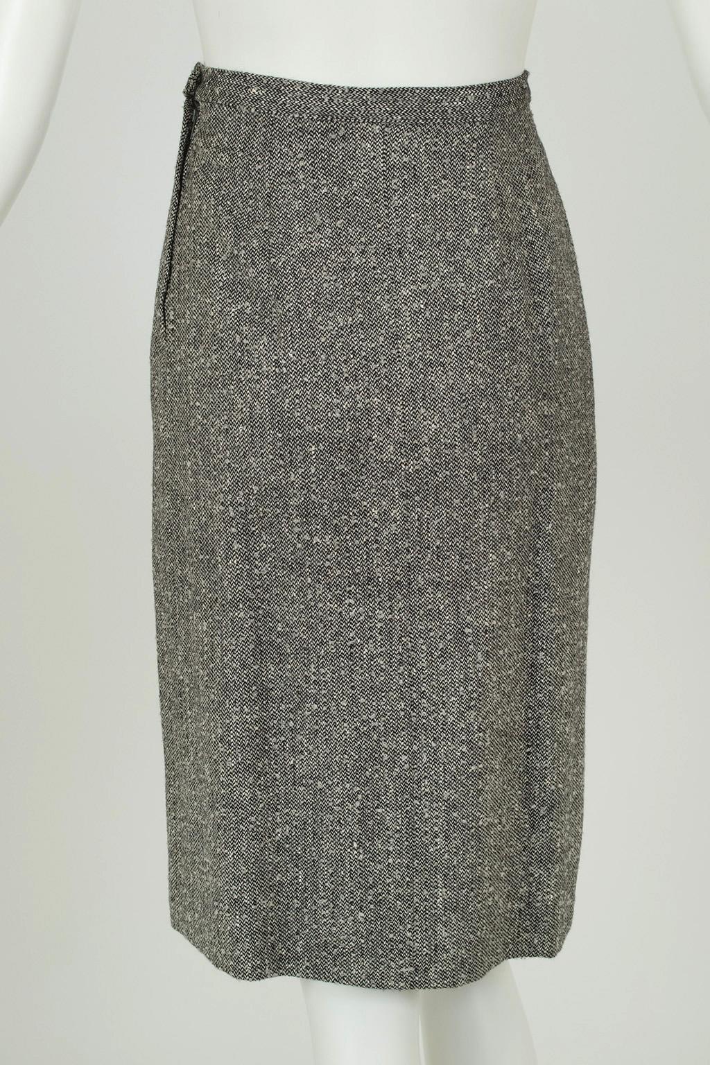 Gray Micro Herringbone Wool Eisenhower Skirt Suit w Novelty Buttons – XXS, 1950s in vendita 6