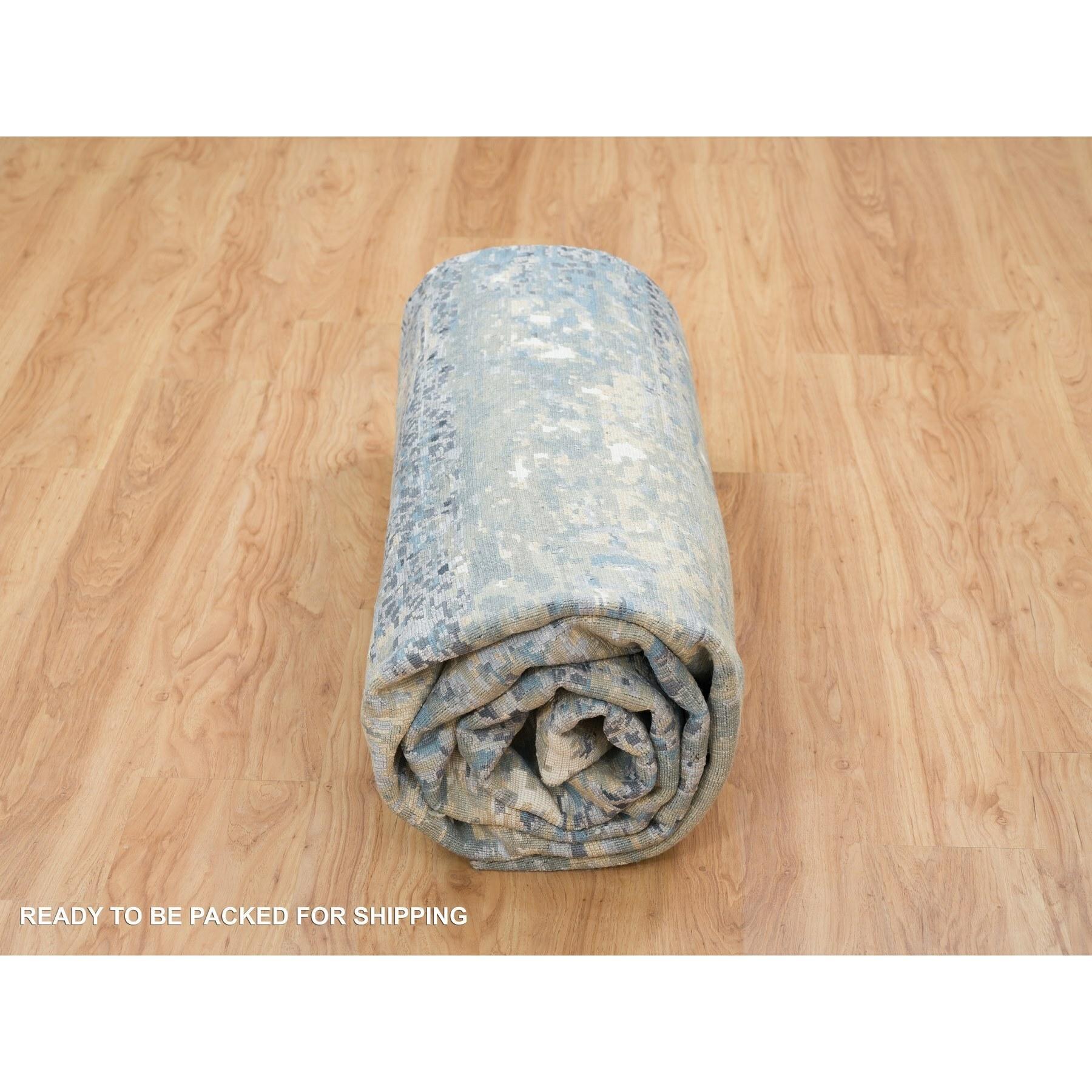 Gray Modern Design Wool & Silk Hand Knotted Square Oriental Rugs 10'1