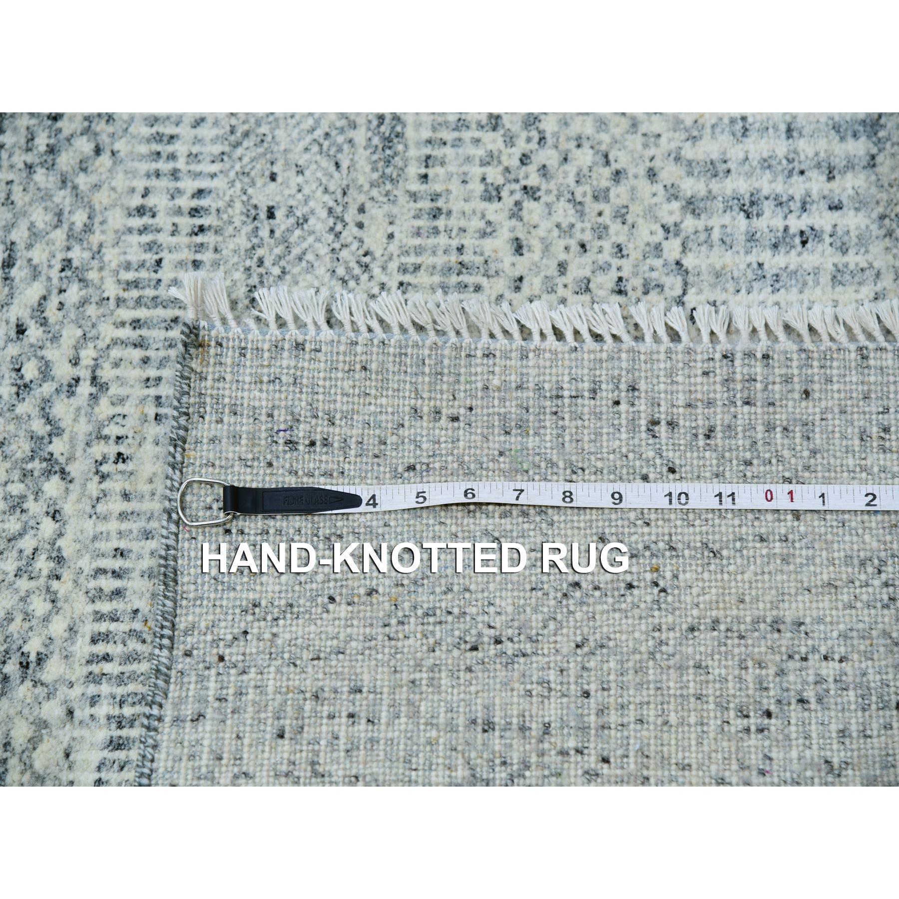 Grau Modern Gras Design Natürliche Wolle Ton in Ton Handgeknüpft Orientteppich im Angebot 6