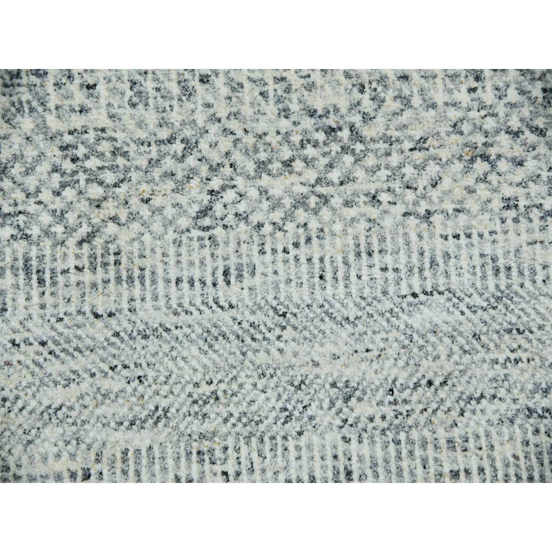 Grau Modern Gras Design Natürliche Wolle Ton in Ton Handgeknüpft Orientteppich im Angebot 3
