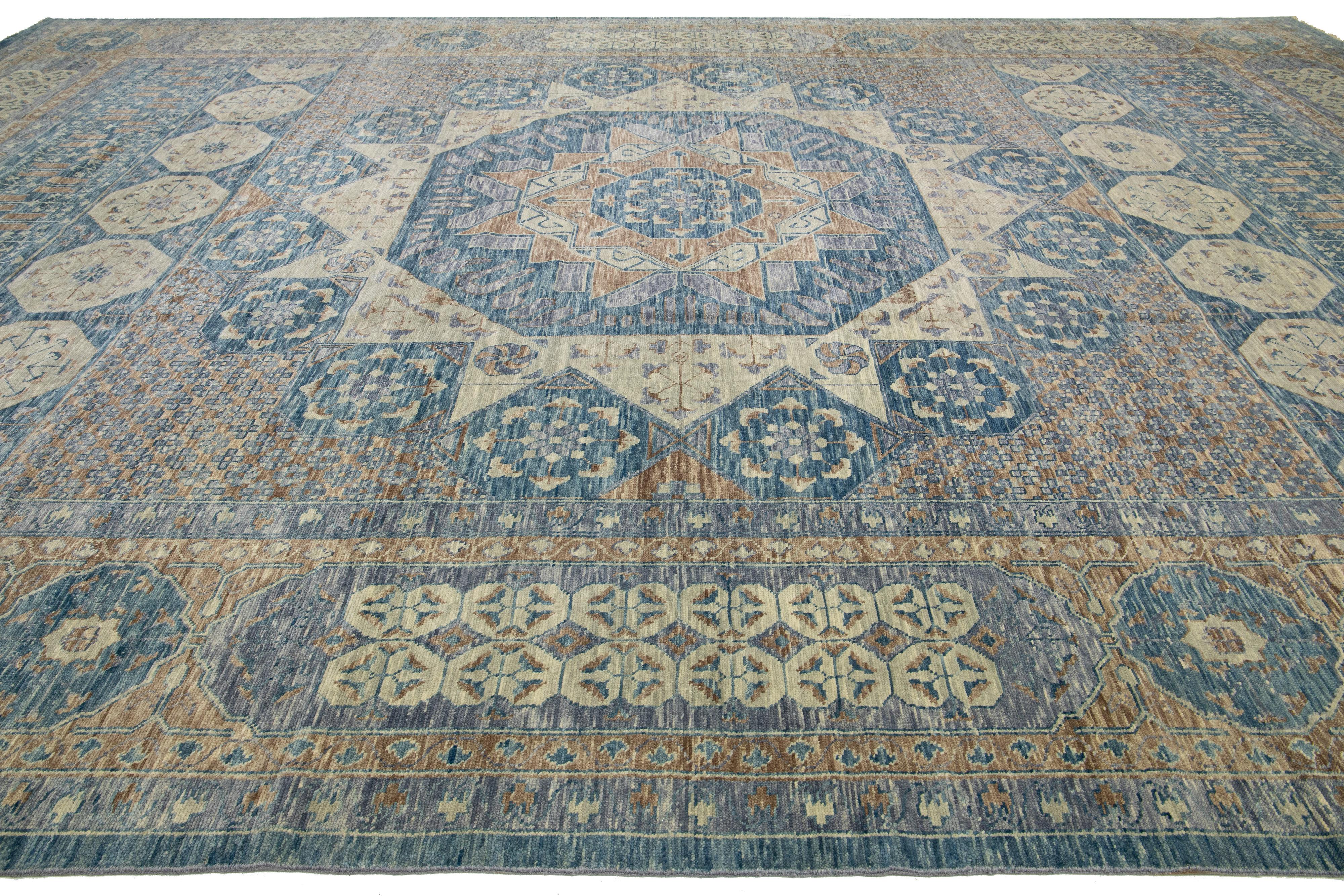Contemporary Gray Modern Mamluk Oversize Wool Rug With Geometric Blue Design For Sale