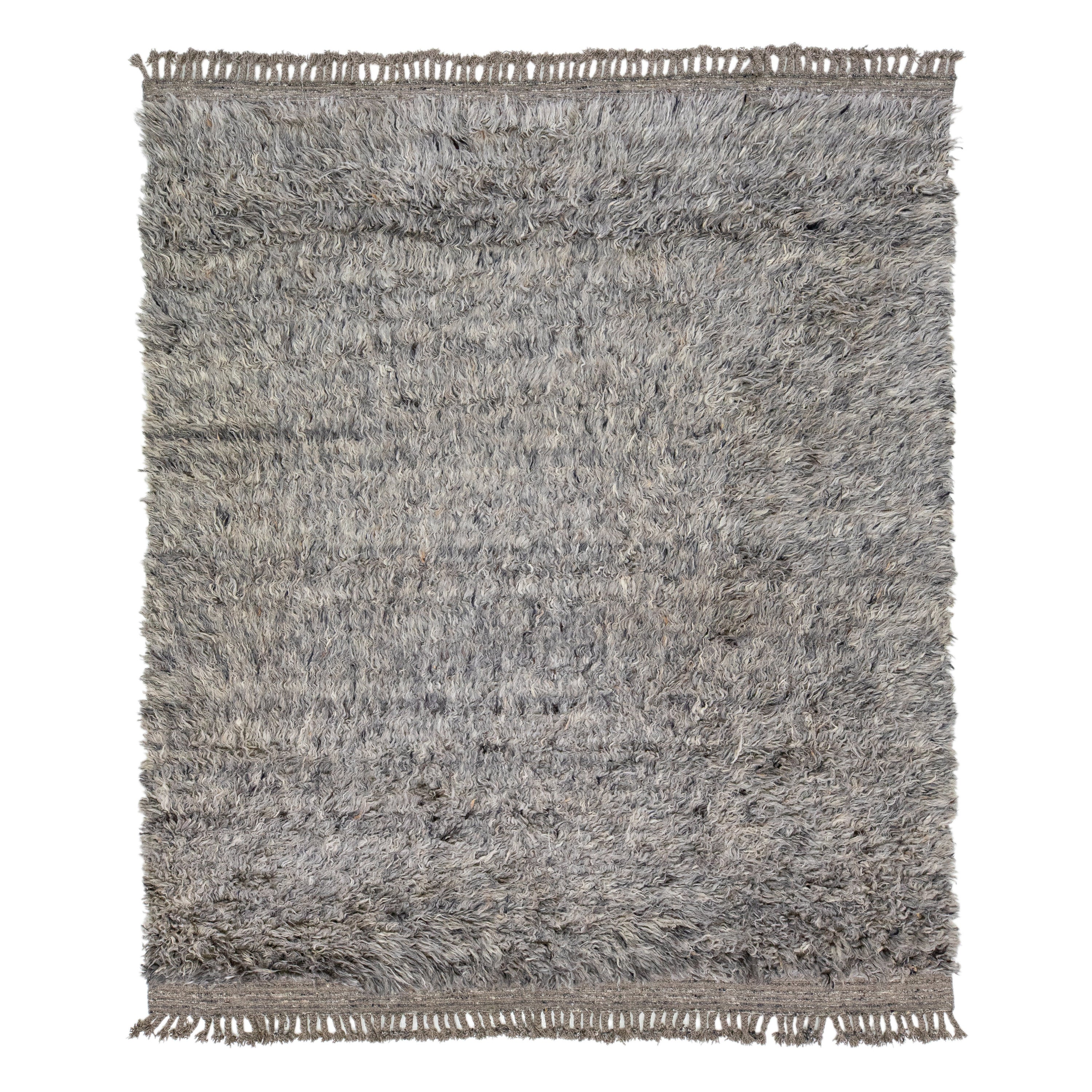 Tappeto di lana shaggy in stile marocchino moderno grigio