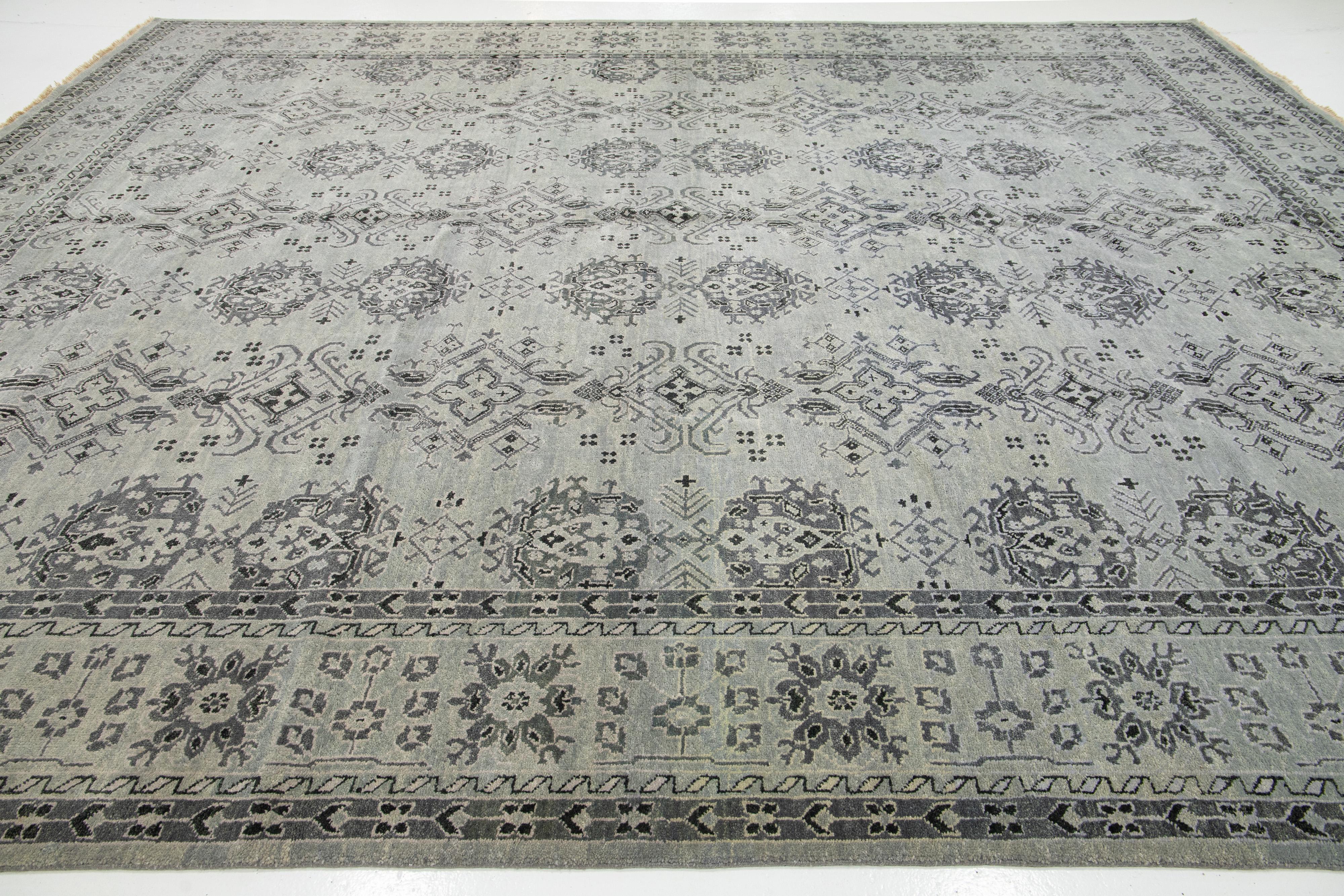 XXIe siècle et contemporain Tapis moderne de style Tabriz fait à la main avec motif sur toute la surface en vente