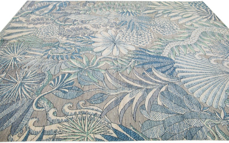 Gray Modern Transitional Handmade Wool Rug with Retro Bloom Design For ...