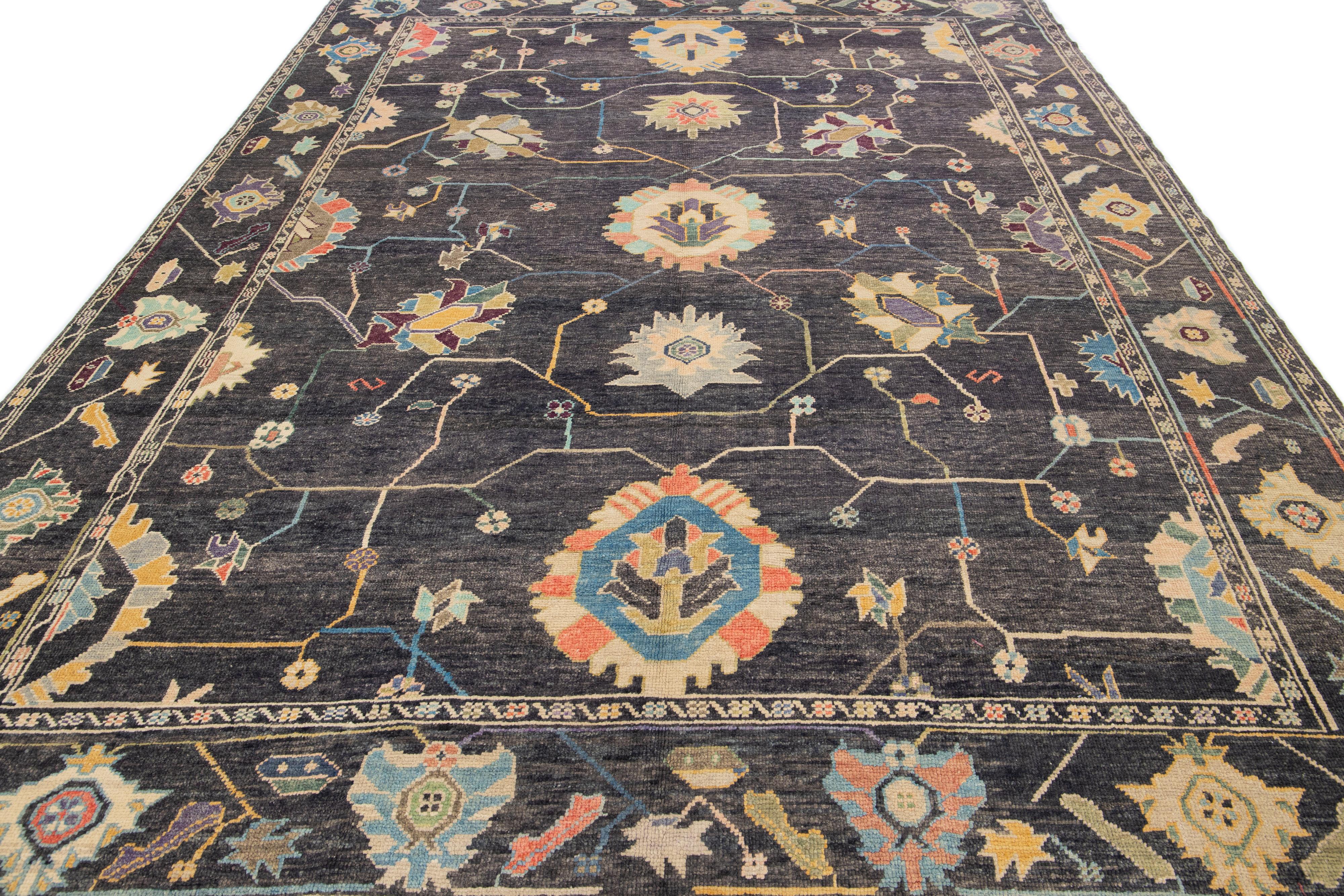 Hand-Knotted Gray Modern Turkish Oushak Handmade Designed Wool Rug For Sale