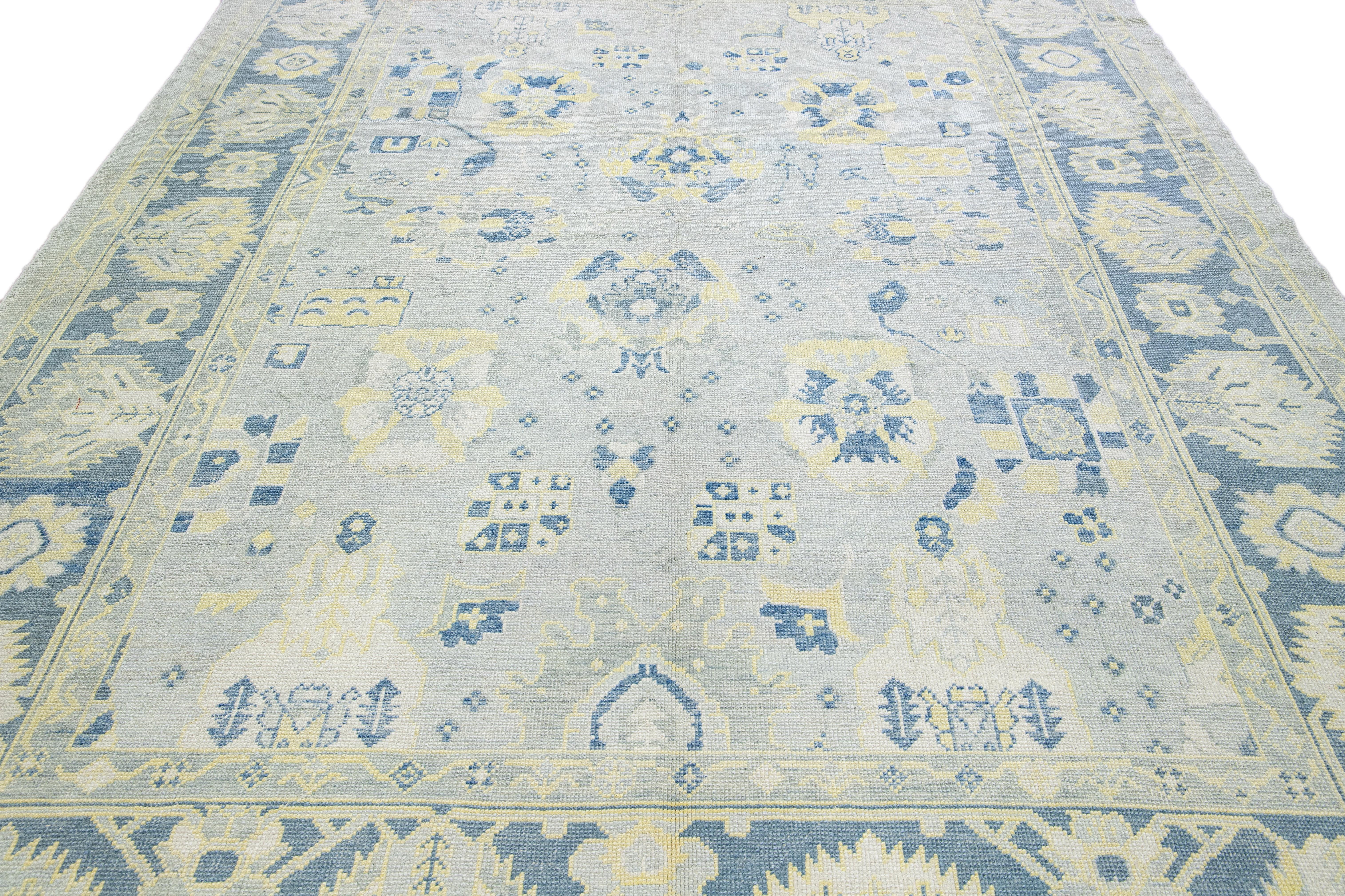 Hand-Knotted Gray Modern Turkish Oushak Handmade Floral Pattern Wool Rug For Sale