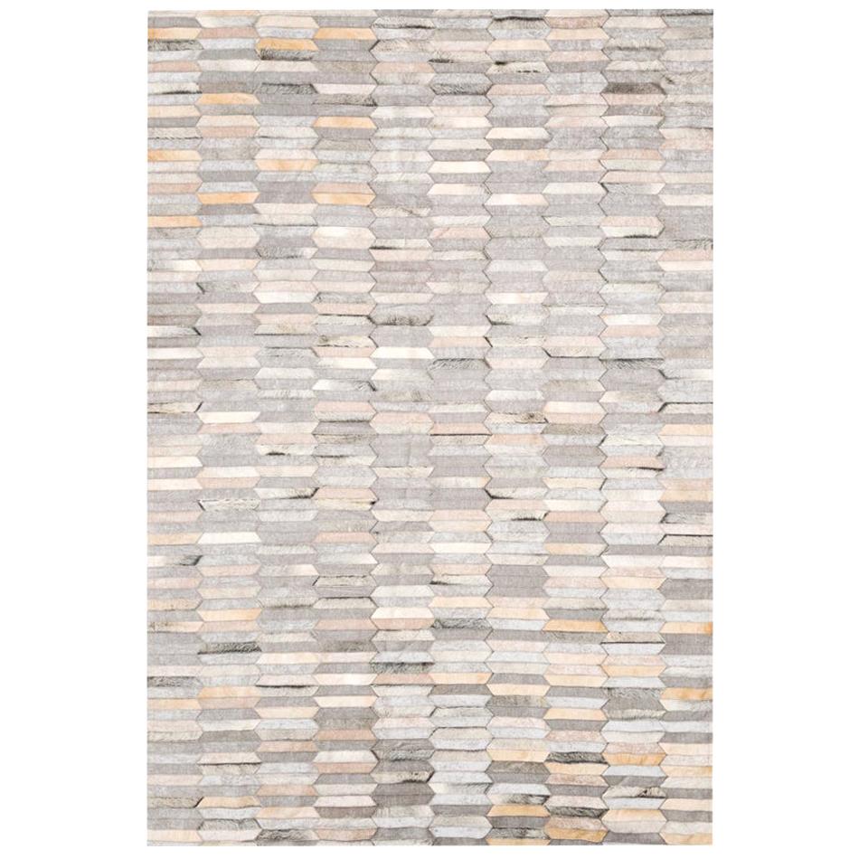 Gray Olio Small Cowhide and Viscose Area Floor Rug XX-Large For Sale
