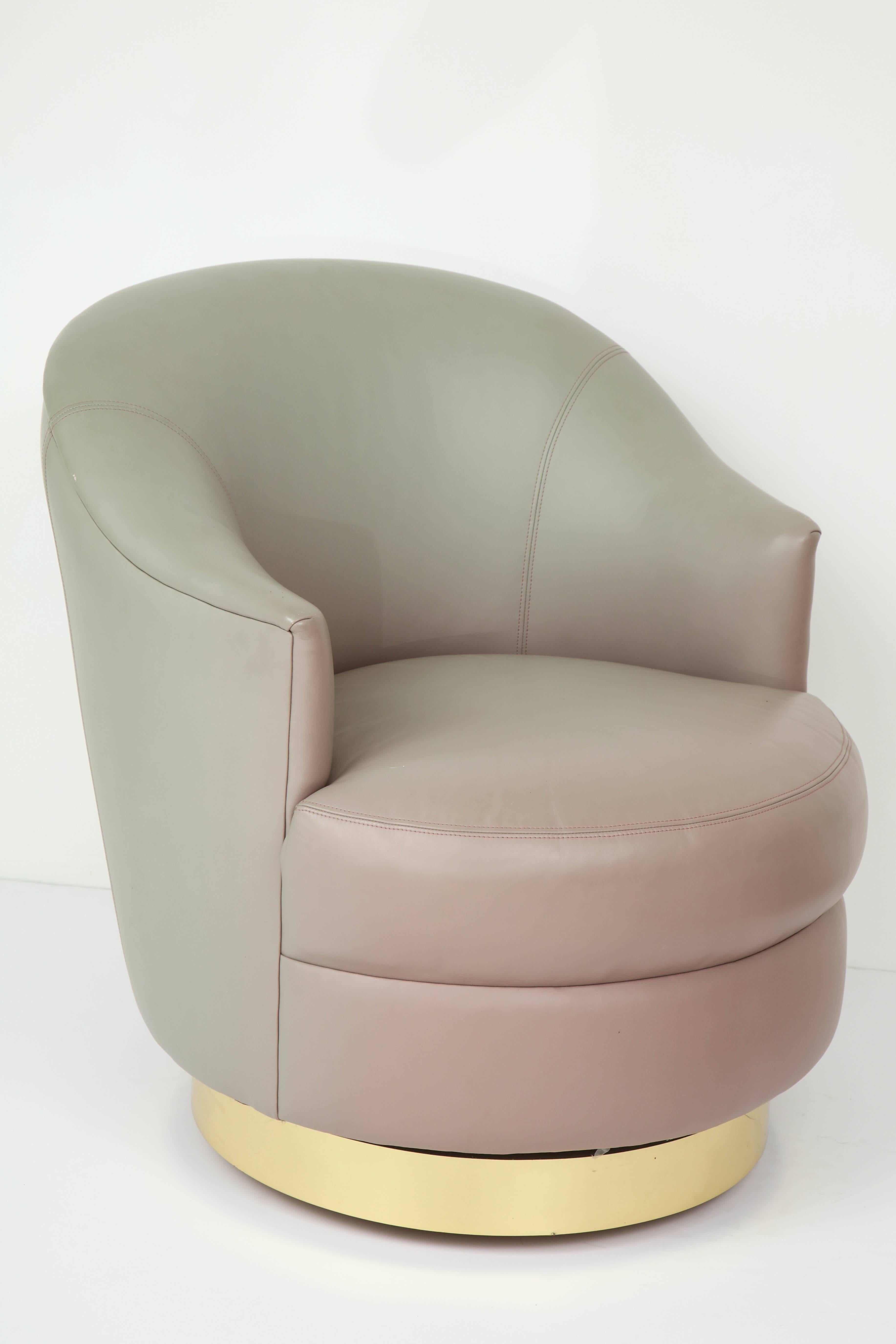 gray leather chair