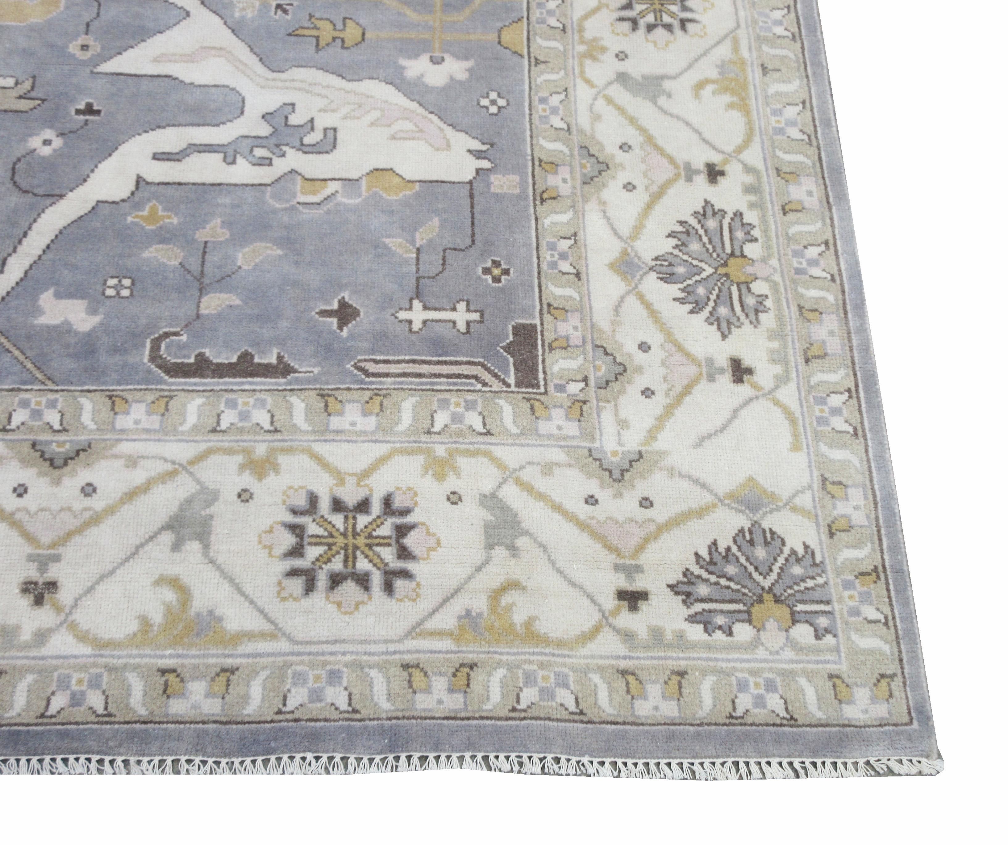 Gray Oushak Hand-Knotted Rug In New Condition For Sale In Laguna Hills, CA