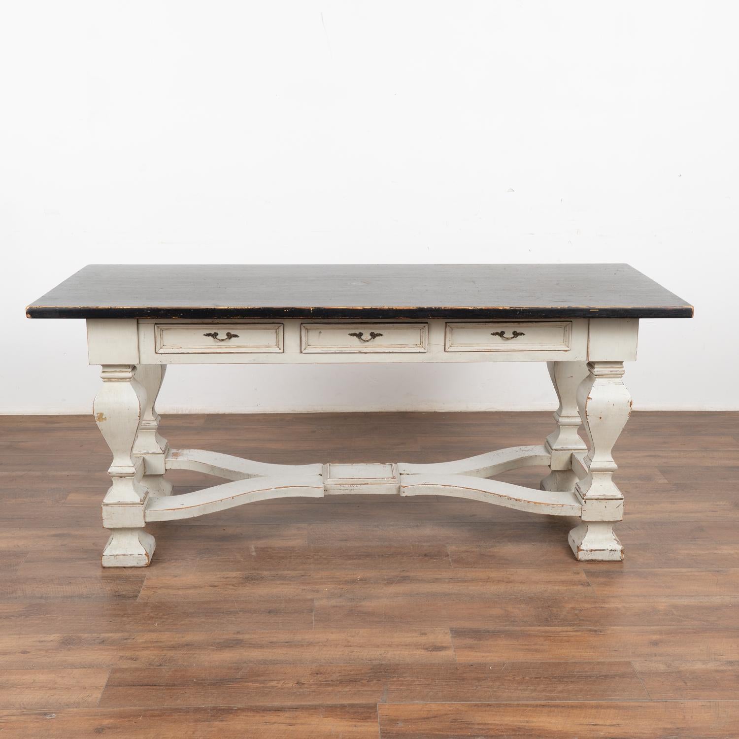 Gray Painted Baroque Library Console Table, Denmark circa 1860-80 In Good Condition For Sale In Round Top, TX