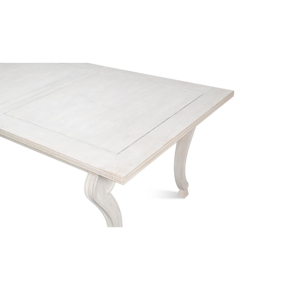Table de salle à manger française peinte en gris en vente 1
