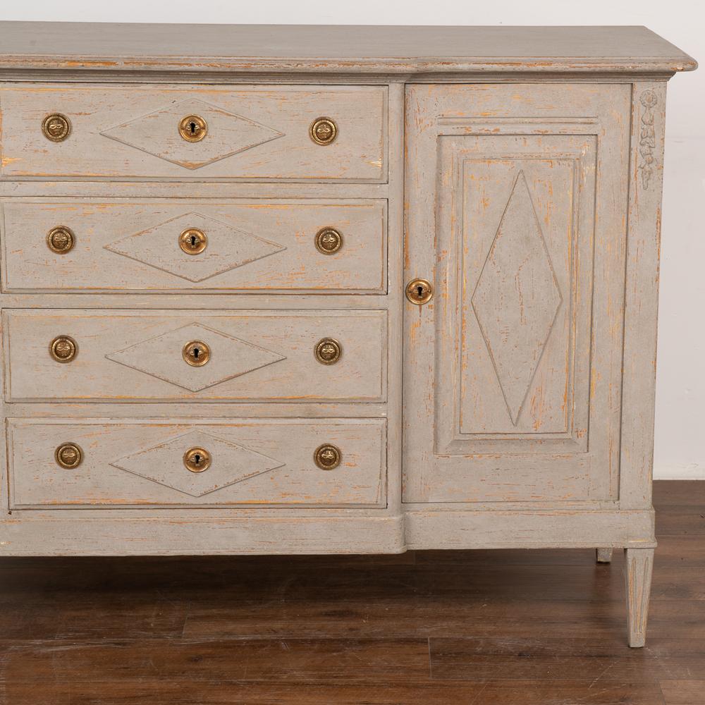 Grey Painted Gustavian Sideboard Buffet with Diamond Details, Sweden, circa 1880 6