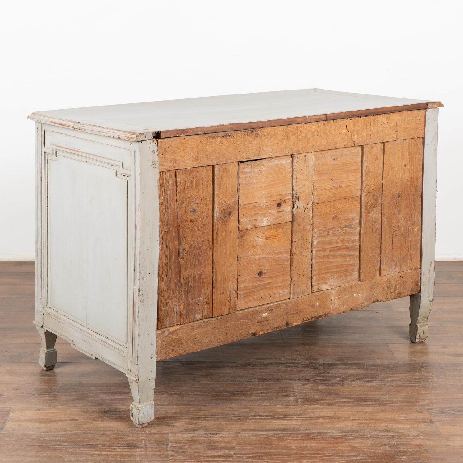 Gray Painted Large Chest of Three Drawers, France circa 1820-40 For Sale 5