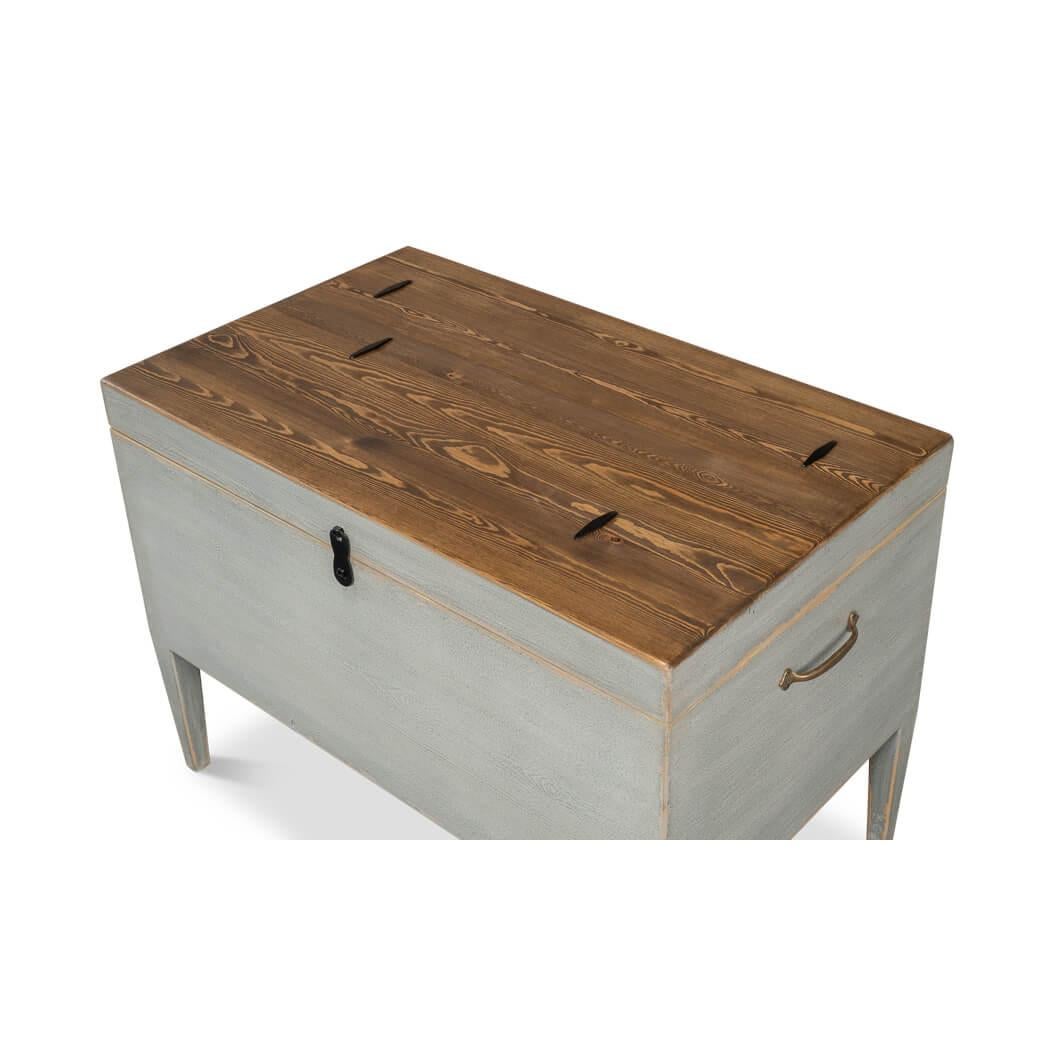 Gray Painted Rustic Pine Trunk Table For Sale 5