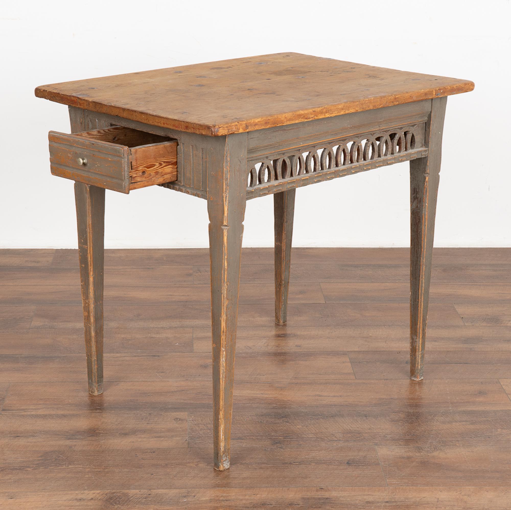 Country Gray Painted Side Table with Drawer, Sweden circa 1820-1840