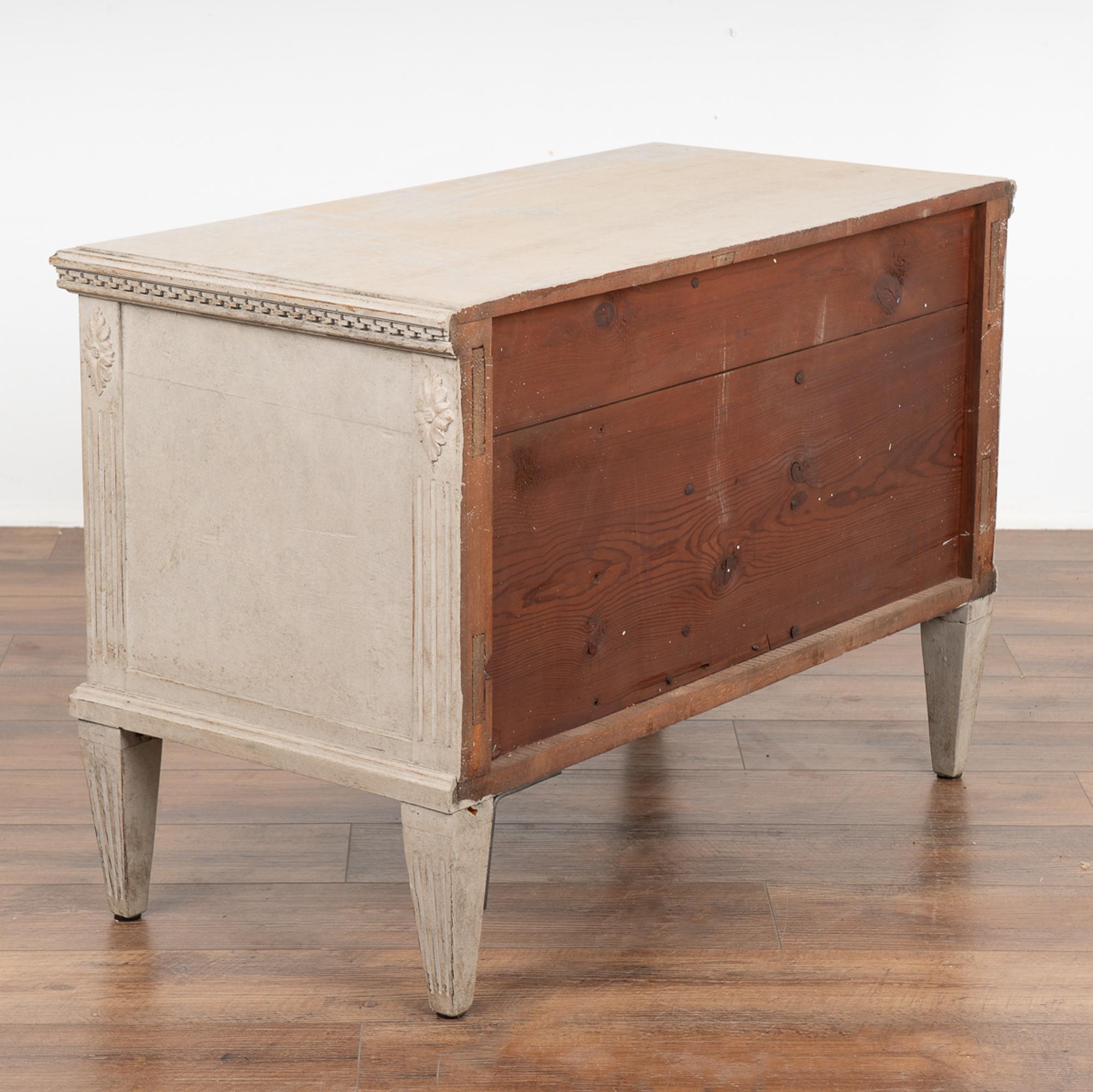 Gray Painted Small Chest of Nine Drawers, Sweden circa 1860 For Sale 3