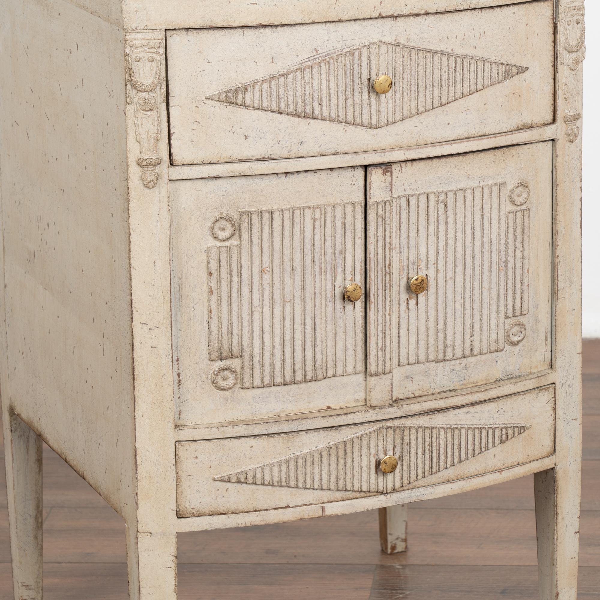 Gray Painted Small Gustavian Cabinet Nightstand, Sweden circa 1880 For Sale 1