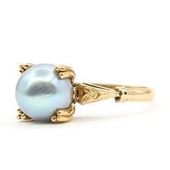 Gray Pearl Solitaire Ring in 18k Yellow Gold