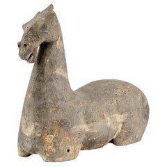Figura de caballo de cerámica gris, dinastía Han