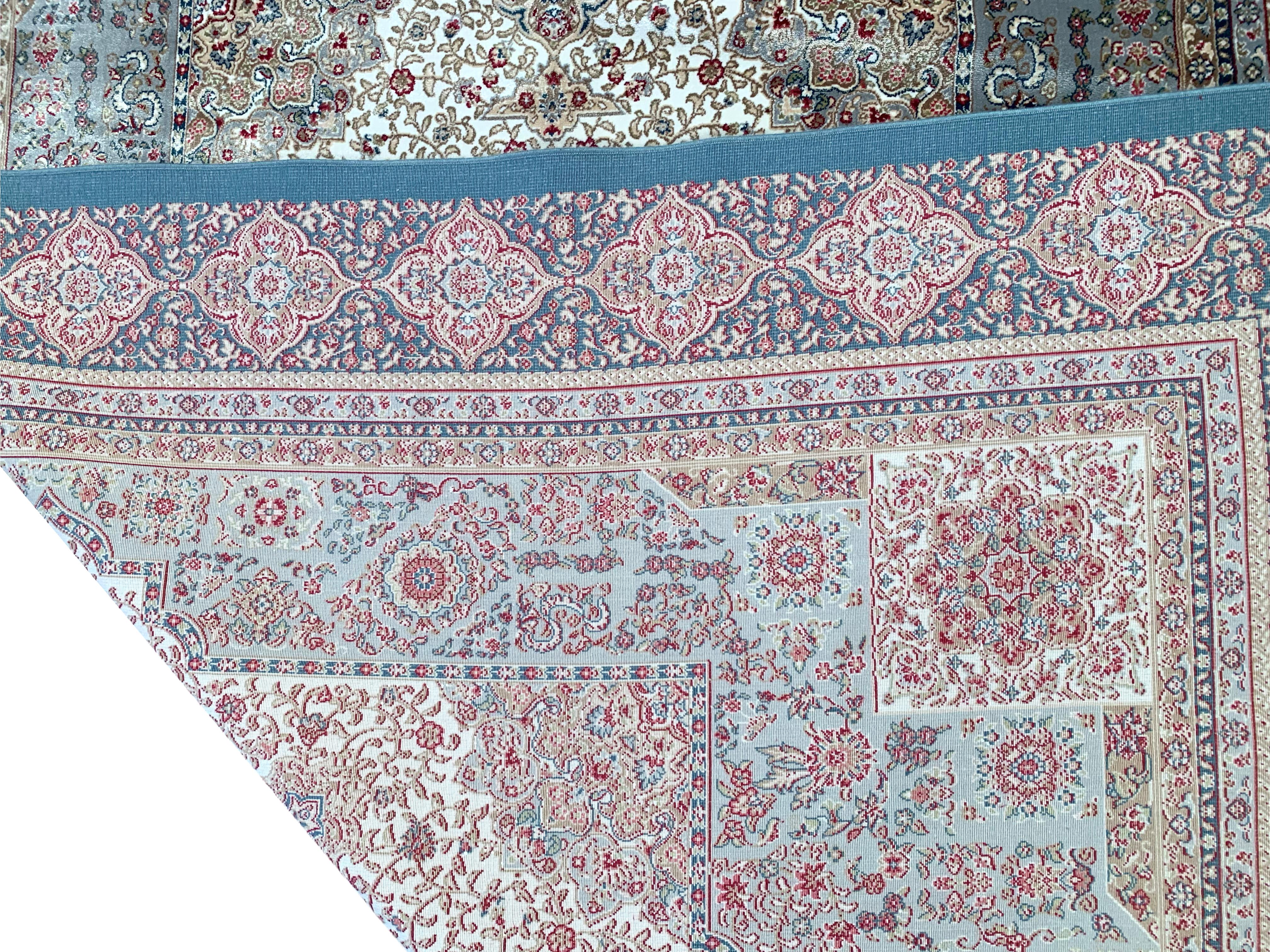 Grauer türkischer Teppich aus reiner Seide, 1000 KPSI (21. Jahrhundert und zeitgenössisch) im Angebot