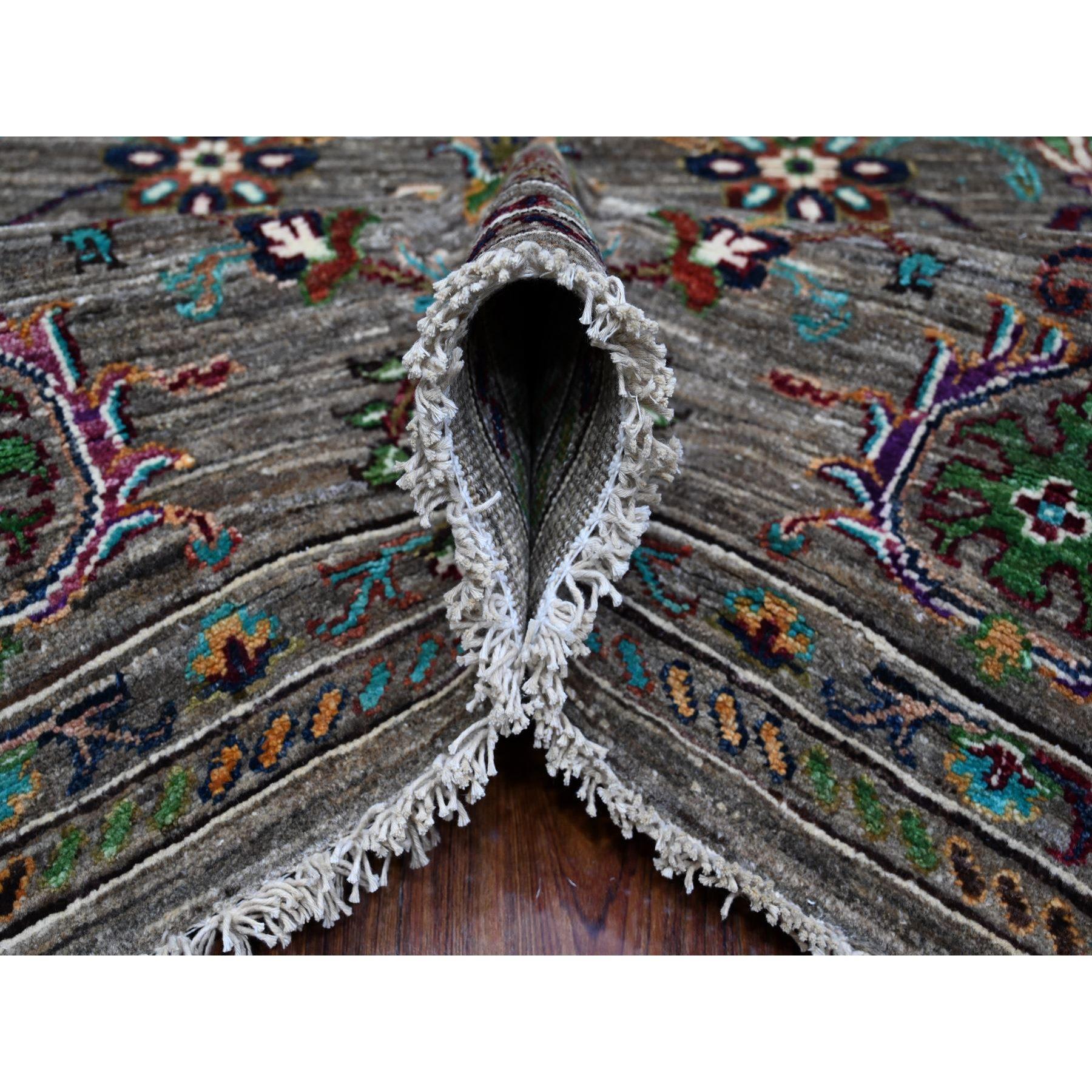 Orientalischer Teppich in Grau aus reiner Wolle, handgeknüpft, Sultani-Marmegranat-Design, 8'1