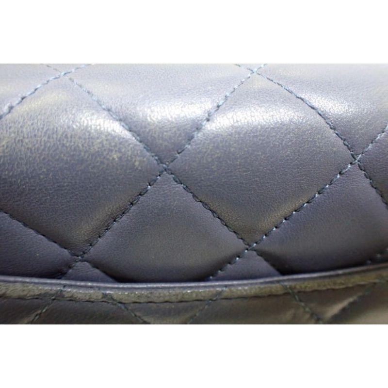 Gray quilted Lambskin leather Chanel Wallet On Chain with silver-tone hardware In Good Condition For Sale In Irvine, CA