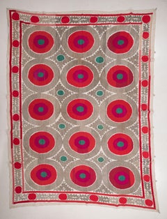 Gray, red, green Mıd 20th C suzaniı Samarkand, Uzbekistan