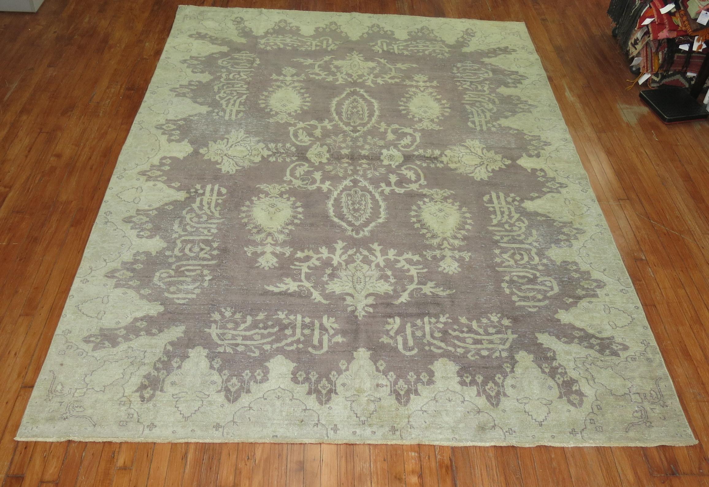 Gray Shabby Antique Oushak Rug In Good Condition For Sale In New York, NY