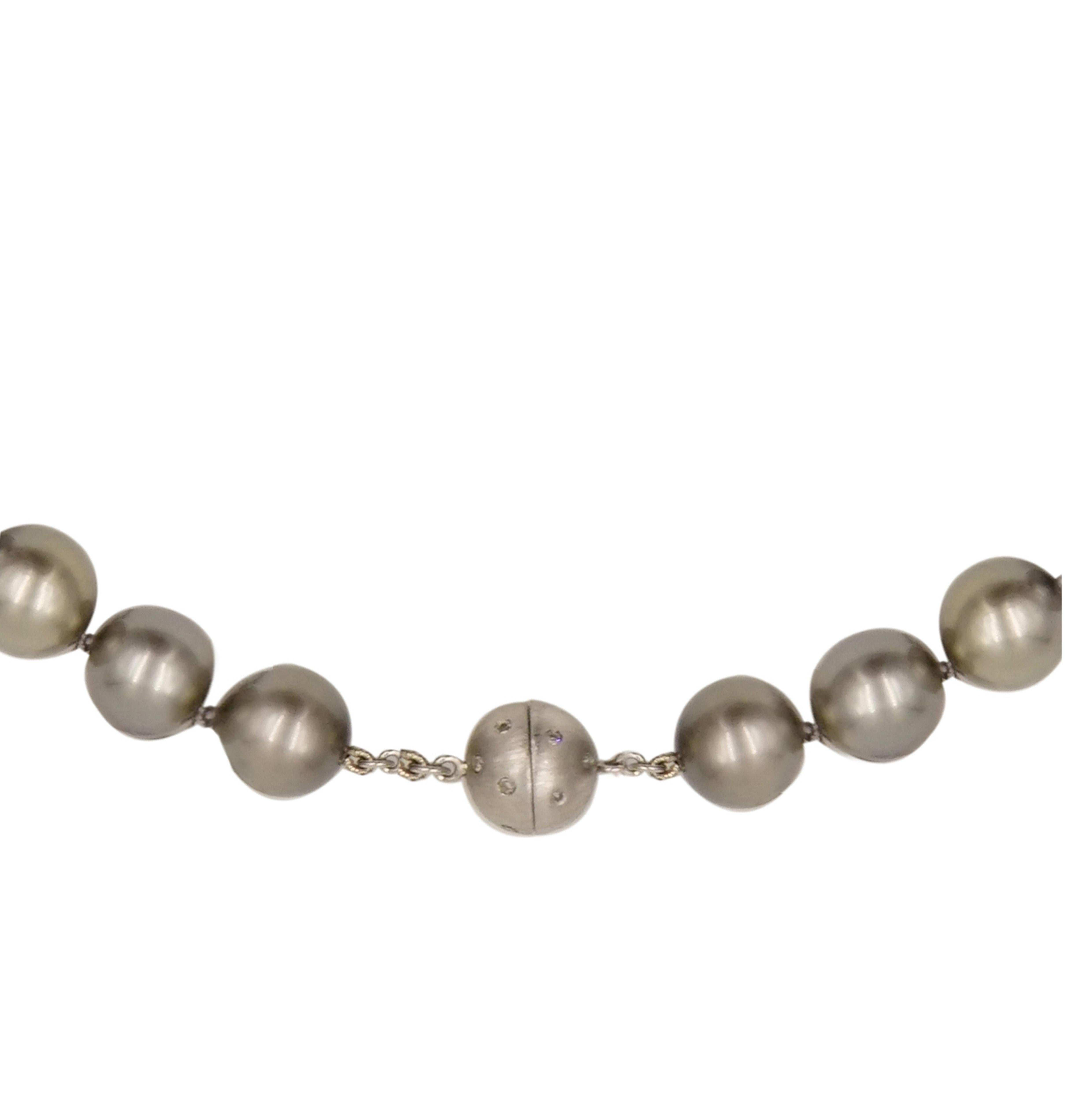 Modern Gray/Silver South Sea Pearl Necklace