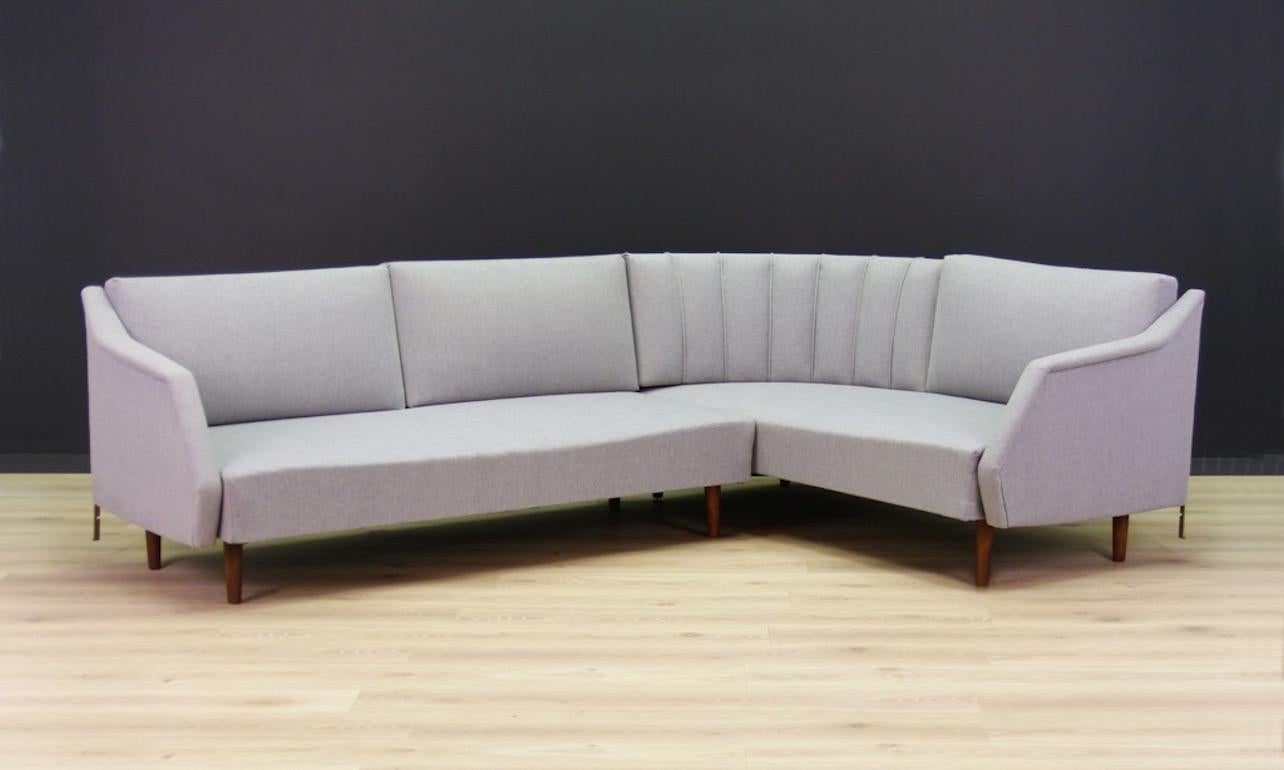 Scandinavian sofa from the 1960s-1970s, Danish design, Minimalist form with the possibility of spreading. Phenomenal armrests, upholstery after replacement. Preserved in good condition - directly for use.

Dimensions: Height 77 cm, height of the