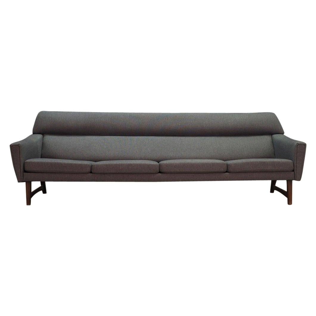 MidCentury Modern Sofas 3,993 For Sale at 1stdibs Page 5