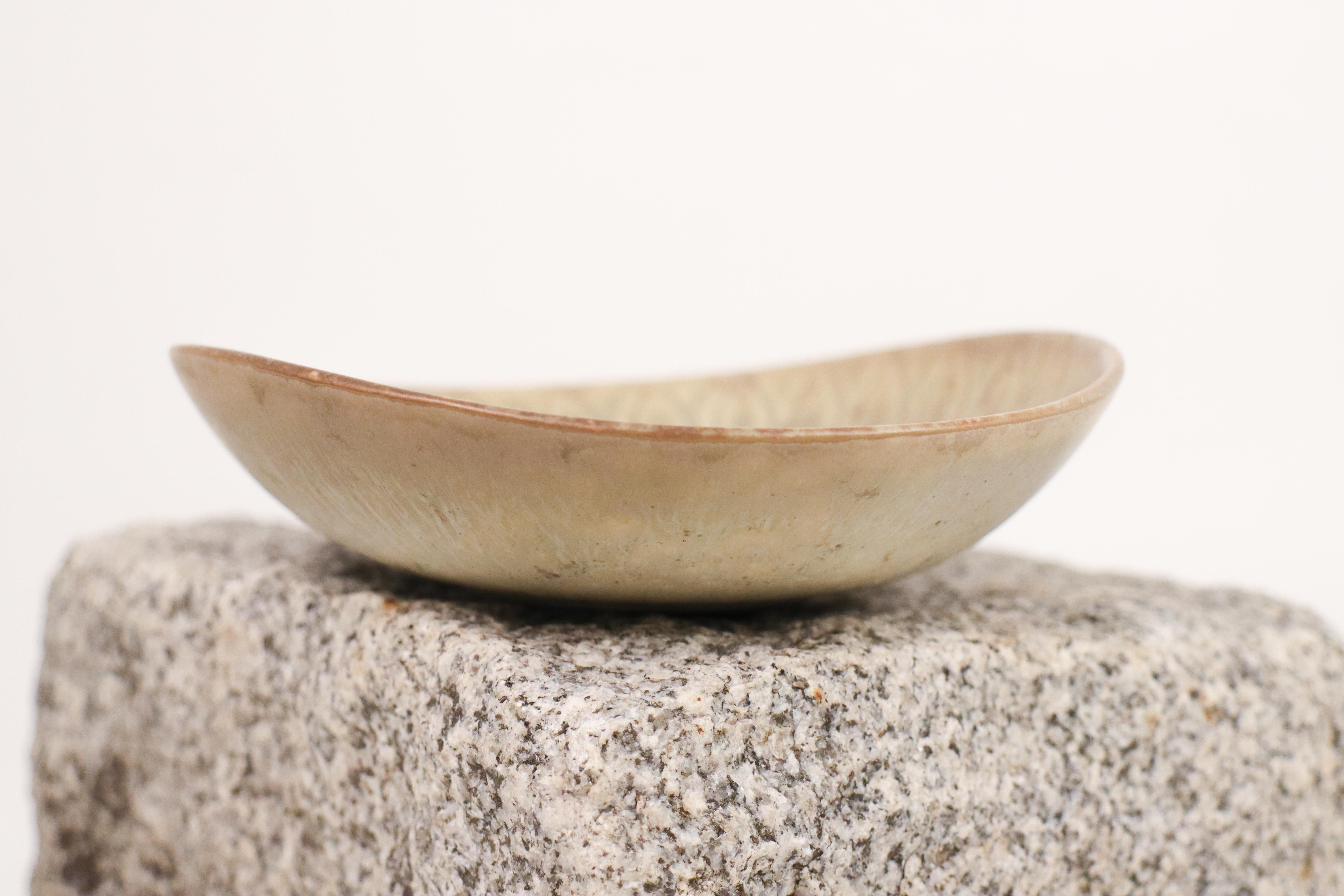 Gray Speckled Ceramic Bowl - Carl-Harry Stålhane - Rörstrand  Mid 20th Century For Sale 3
