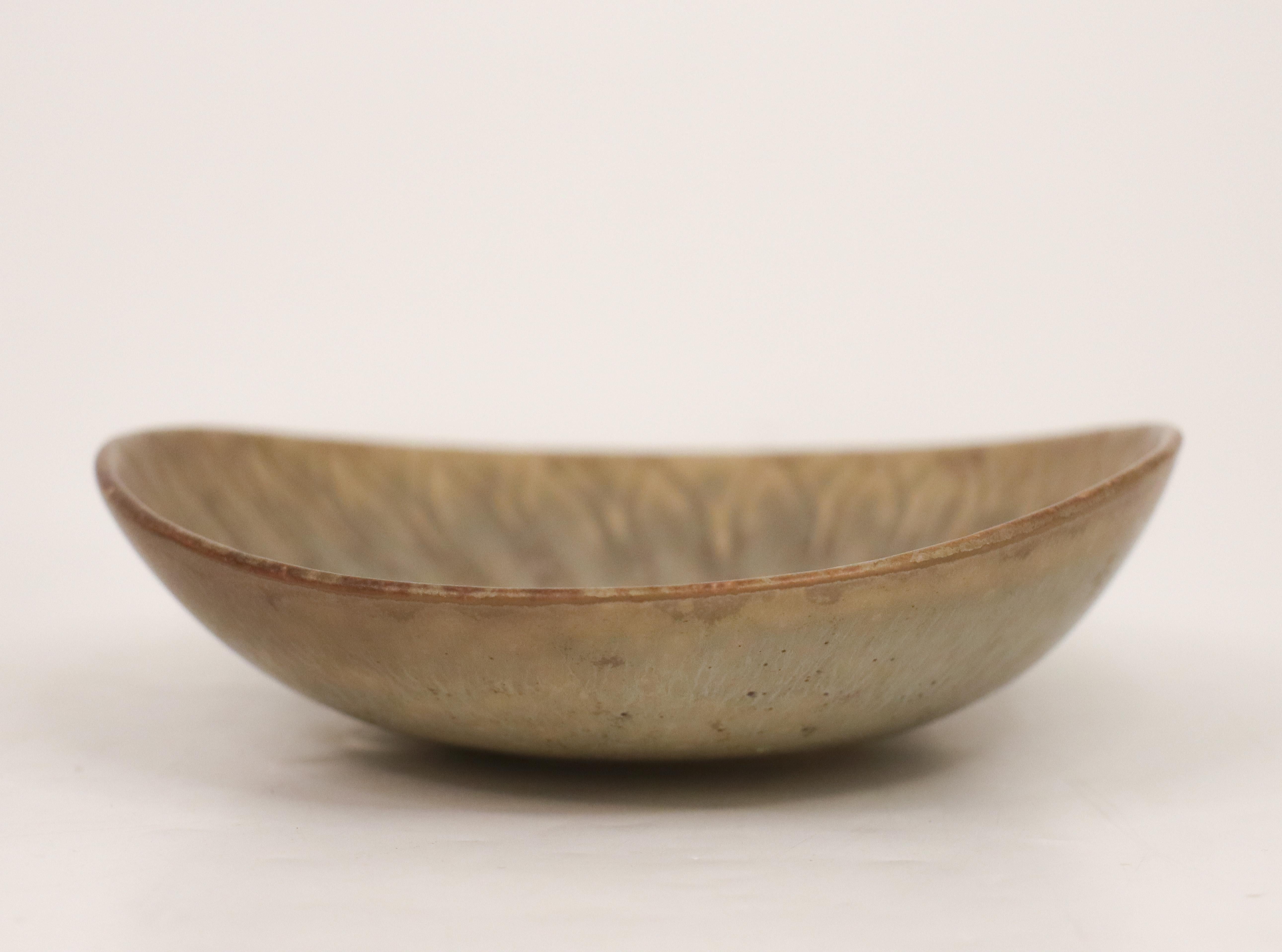 Gray Speckled Ceramic Bowl - Carl-Harry Stålhane - Rörstrand  Mid 20th Century For Sale 1