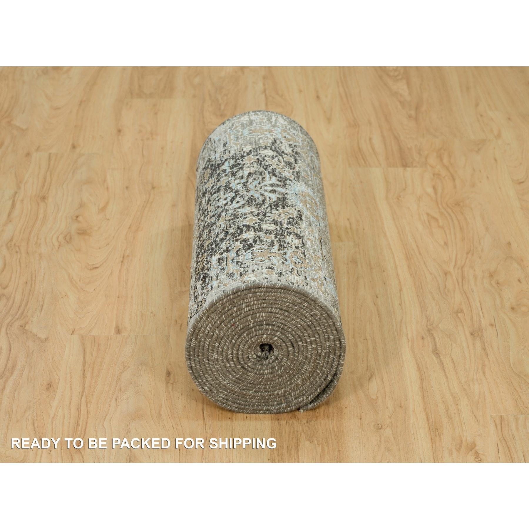 Grauer, handgeknüpfter, persischer, XL-Läufer aus Seide und Wolle, Übergangsstil, 2'8