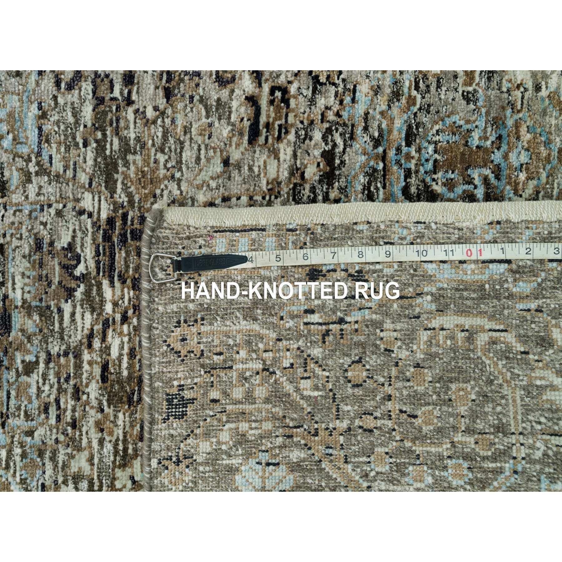 Grauer, handgeknüpfter, persischer, XL-Läufer aus Seide und Wolle, Übergangsstil, 2'8