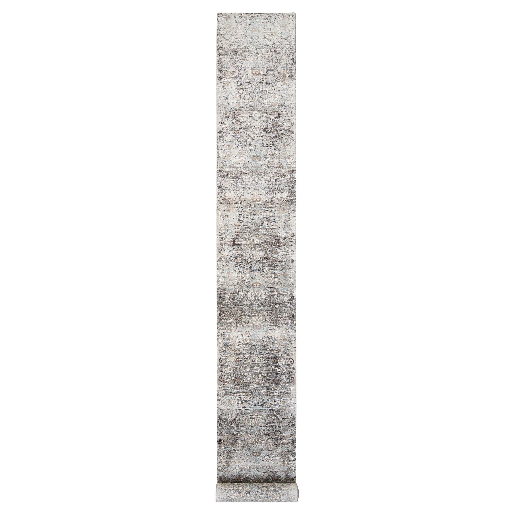 Grauer handgeknüpfter XL-Läufer aus persischer Seide mit Wolle, Übergangsstil, 2'7" x 22'3"