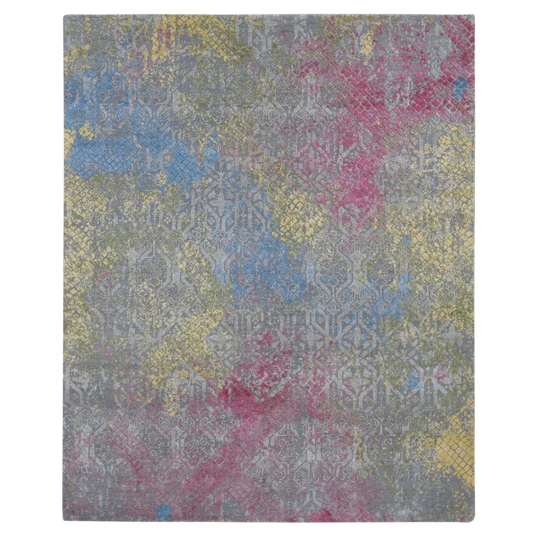 Gray TRELLIS IN THE SPRING Wool and Pure Silk Hand Knotted Rug 8'0" x 10'0"